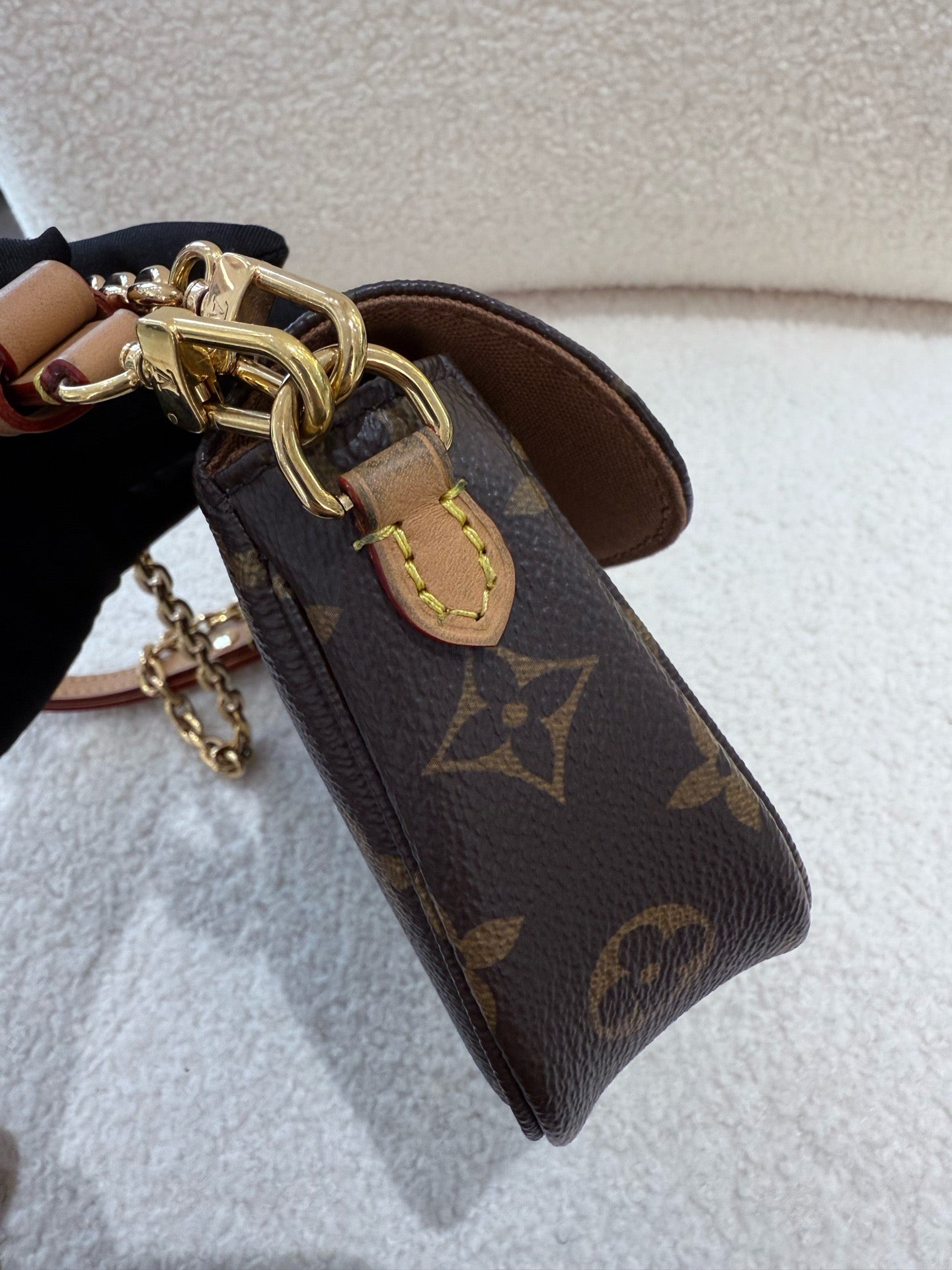 Louis Vuitton - Ivy - Monogram coated canvas with Vachetta leather trim - Brown - (Mini)