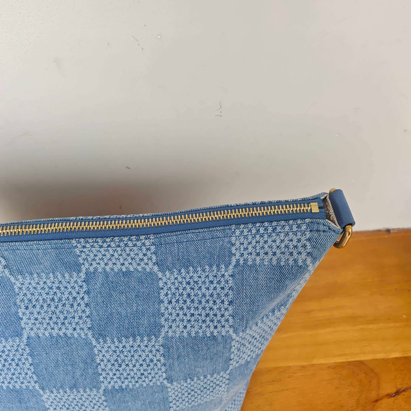 Louis Vuitton - Vagabond Hobo - Denim and leather - Blue - (Large)
