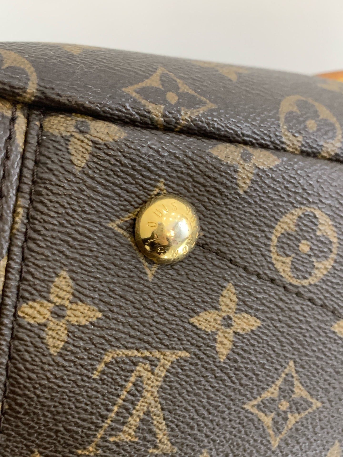 Louis Vuitton - Pallas Tote - Monogram coated canvas with natural cowhide leather trim - Brown - (medium)