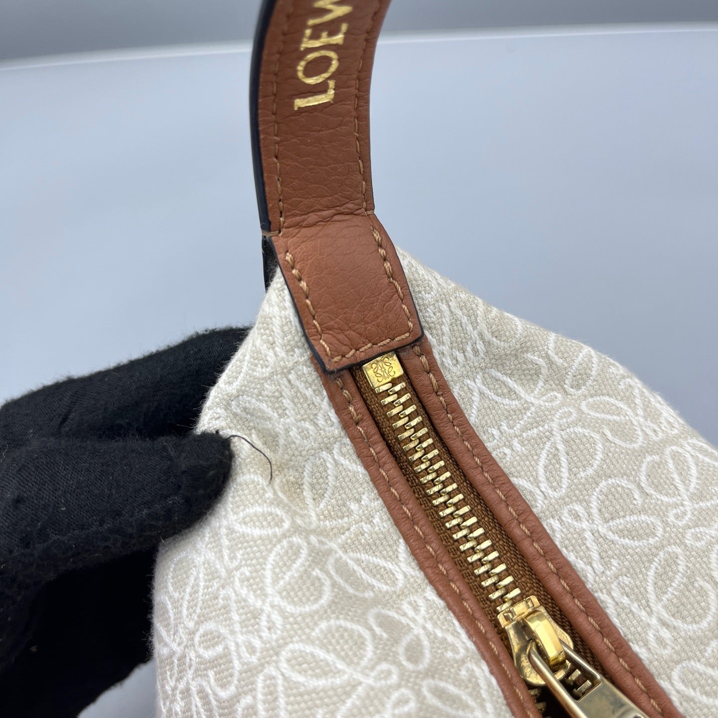 Loewe - Anagram Lunchbox Bag - Canvas and Leather - Beige - (mini)