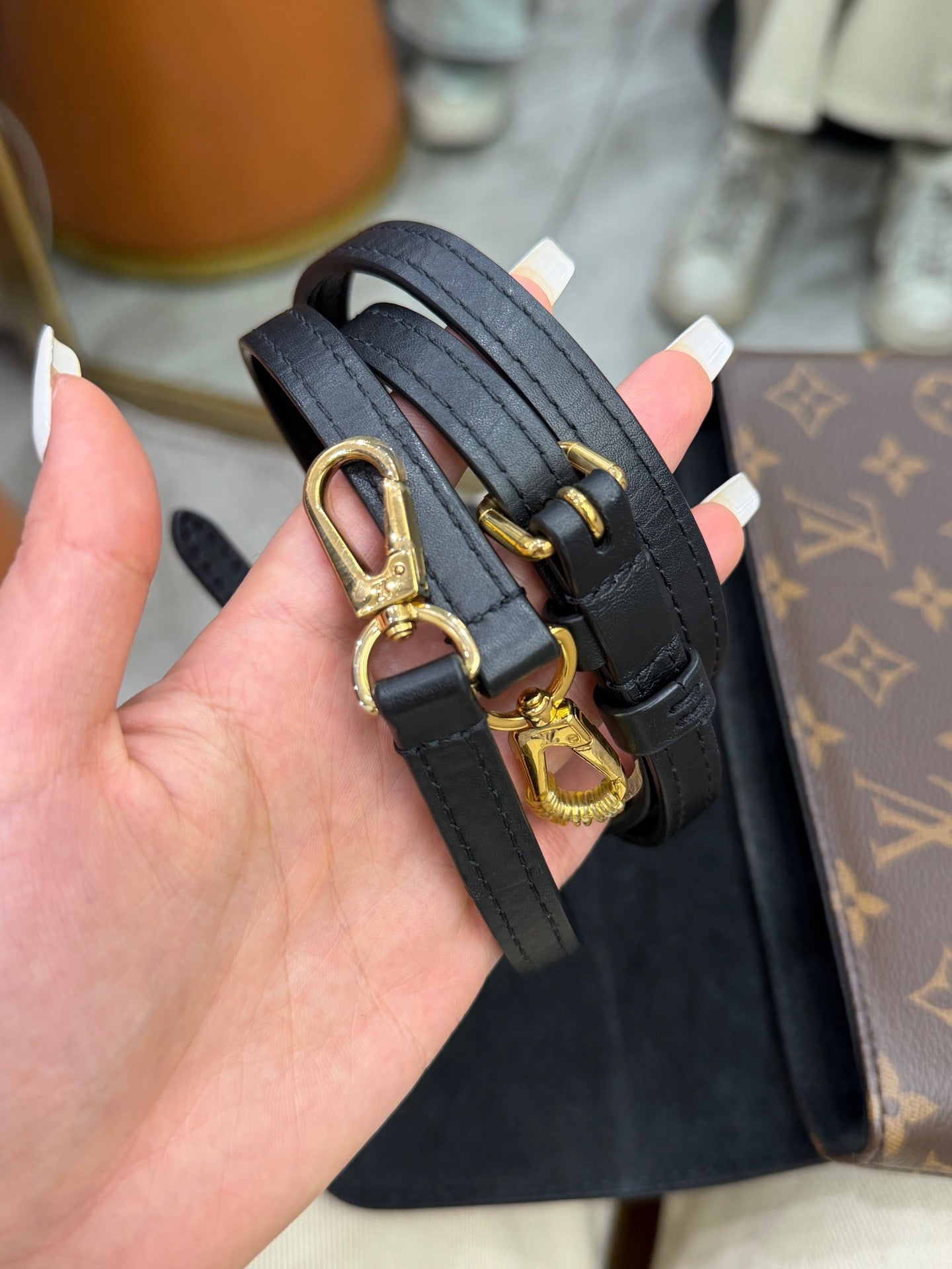 Louis Vuitton - Locky BB - Monogram coated canvas and leather - Brown and Black - (Mini)