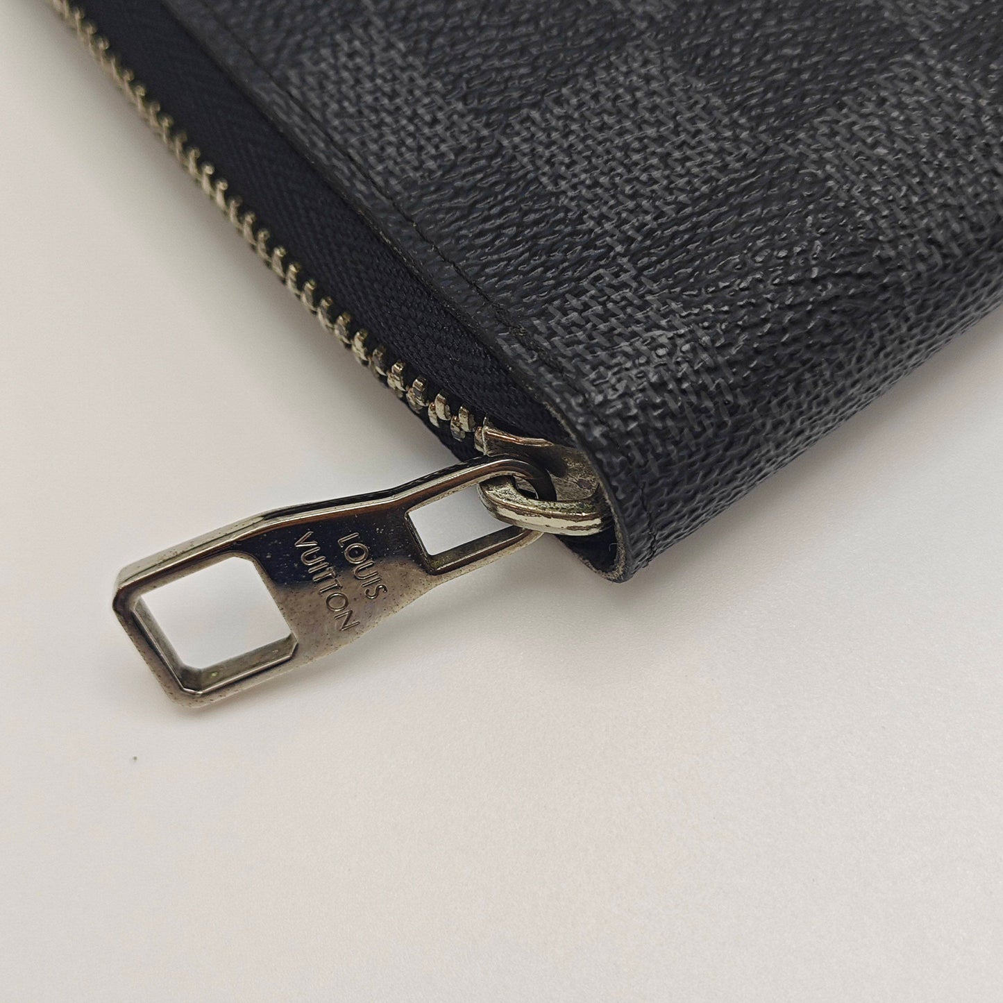 Louis Vuitton - Zippy Wallet - Damier Graphite coated canvas with leather lining - Black - (medium)