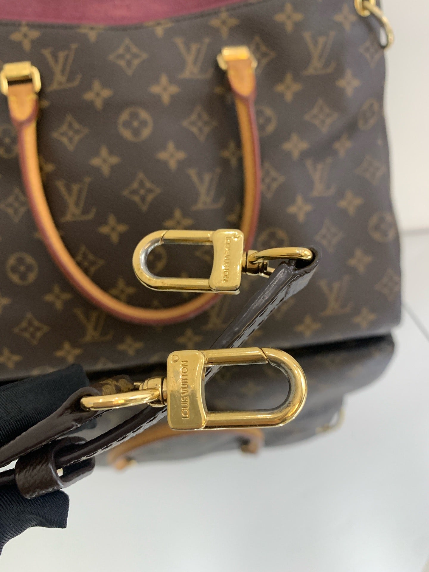 Louis Vuitton - Pallas Tote - Monogram coated canvas with natural cowhide leather trim - Brown - (medium)