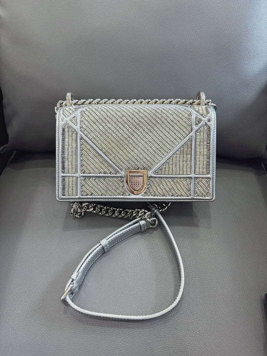 Dior - Diorama Silver Beaded Limited Edition Shield Bag - Metallic leather and micro-beads - Silver - (mini)