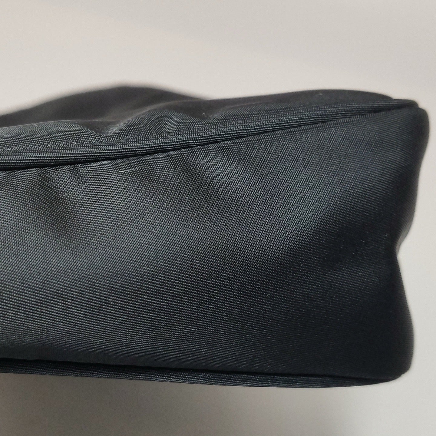 Prada - Re-Edition 2000 Mini Hobo - Polyamide - Black - (mini)