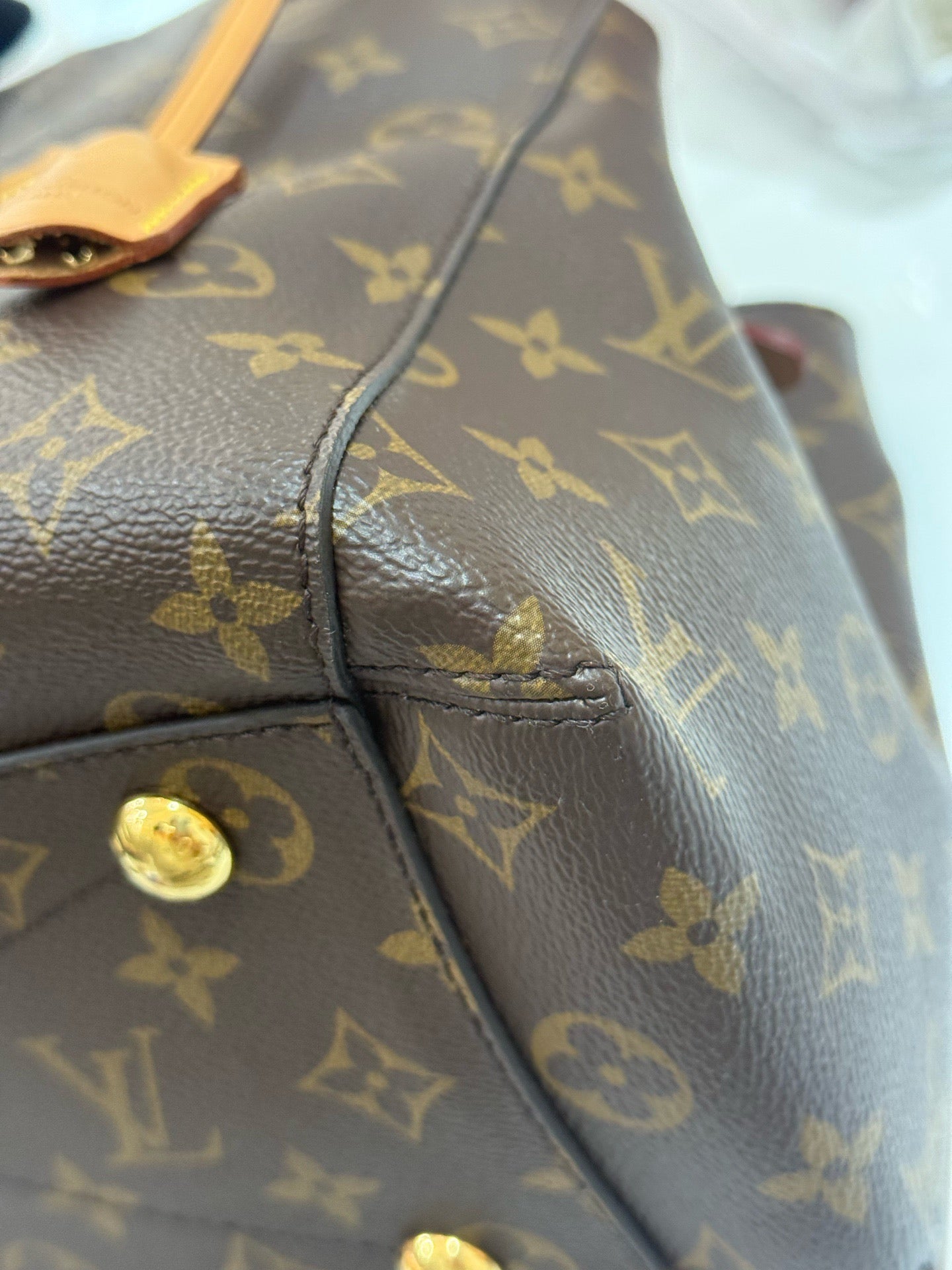 Louis Vuitton - Montaigne MM - Monogram canvas, Vachetta leather trim - Brown - (Medium)