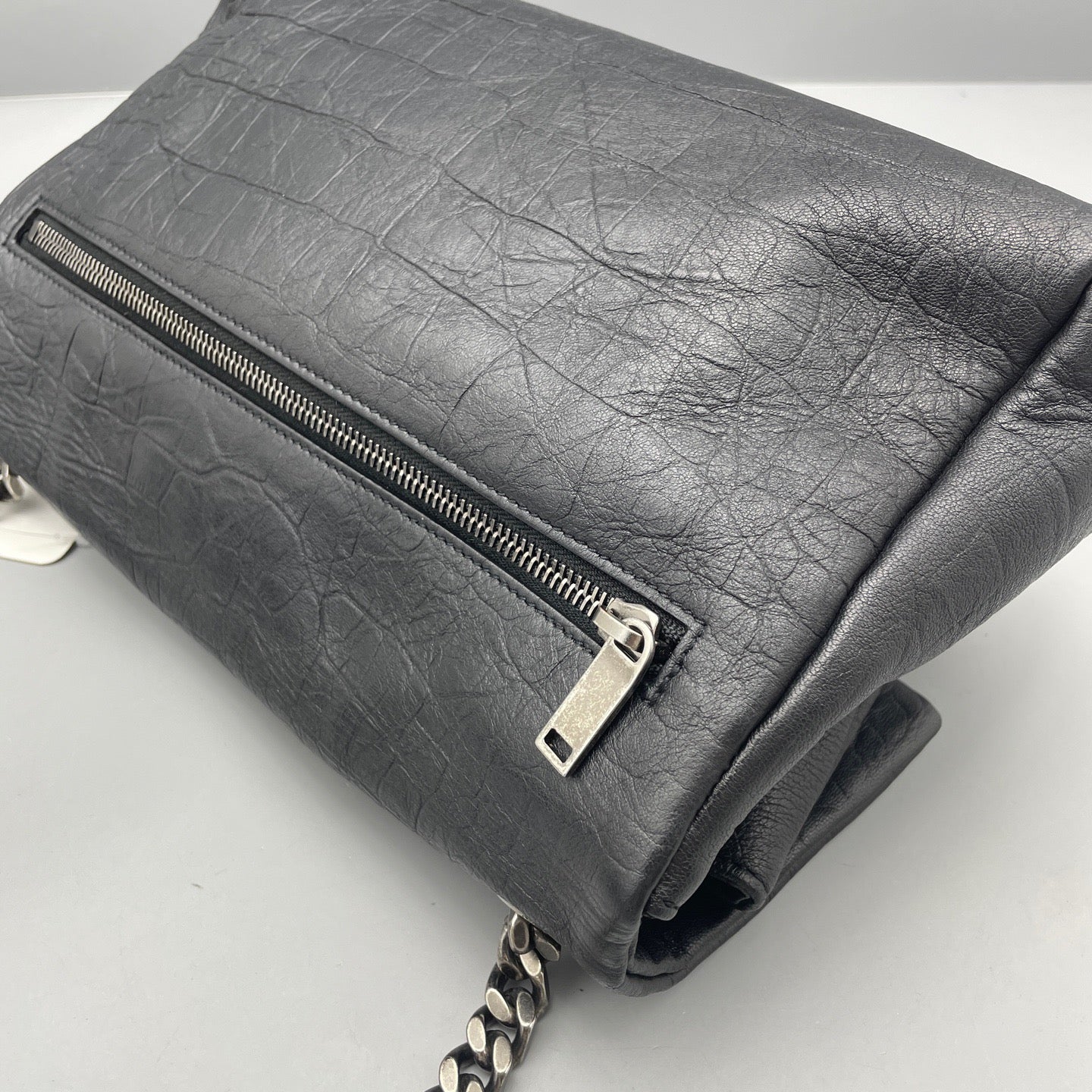 Saint Laurent - Hollywood Chain Flap Bag - Matte crocodile-embossed leather - Black - (medium)