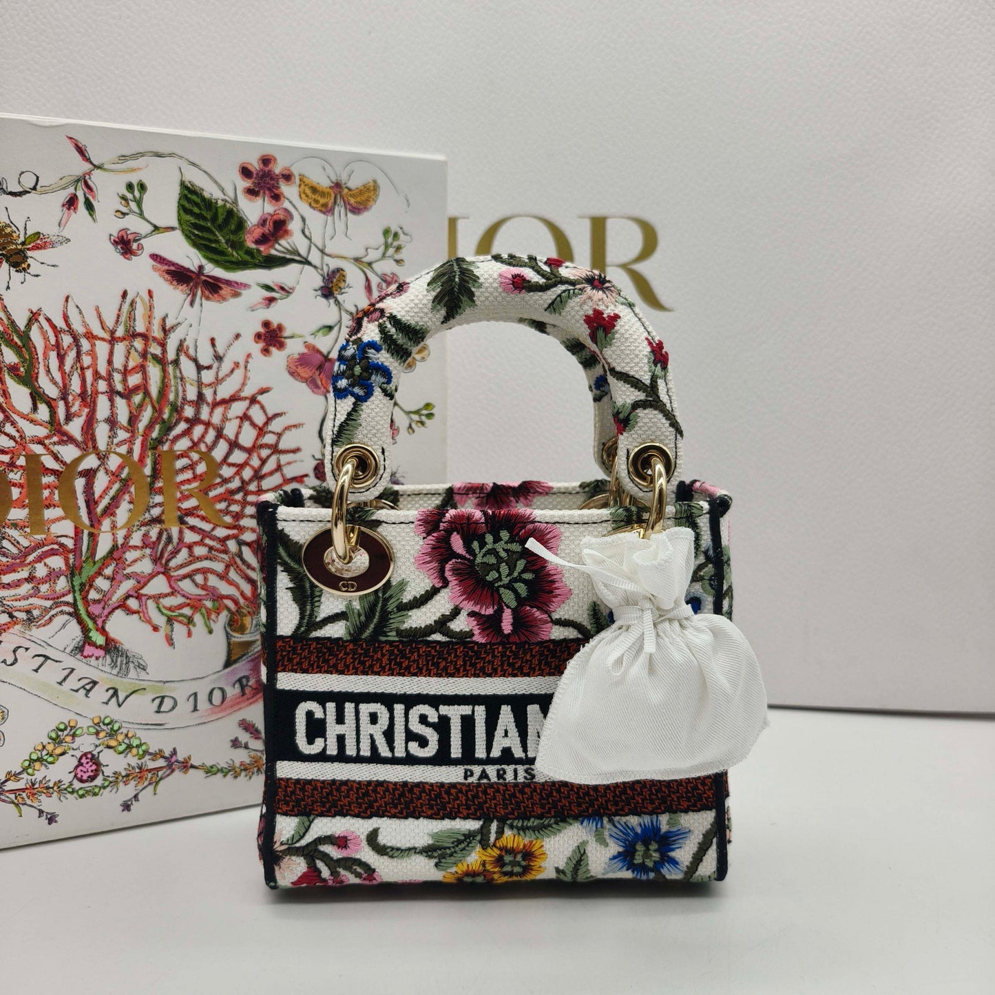 Dior - Lady D-Lite - Embroidered canvas - White with Multicolour embroidery - (Mini)