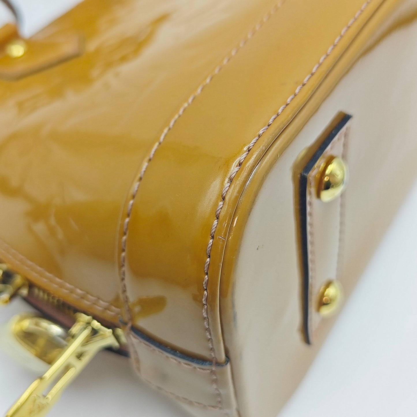 Louis Vuitton - Alma BB - Patent leather - Ginger Yellow - (mini)