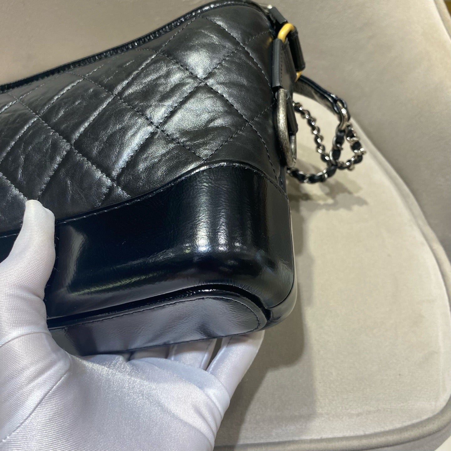 Chanel - Gabrielle Hobo Bag Small - Aged calfskin and smooth calfskin leather - Black - (small)