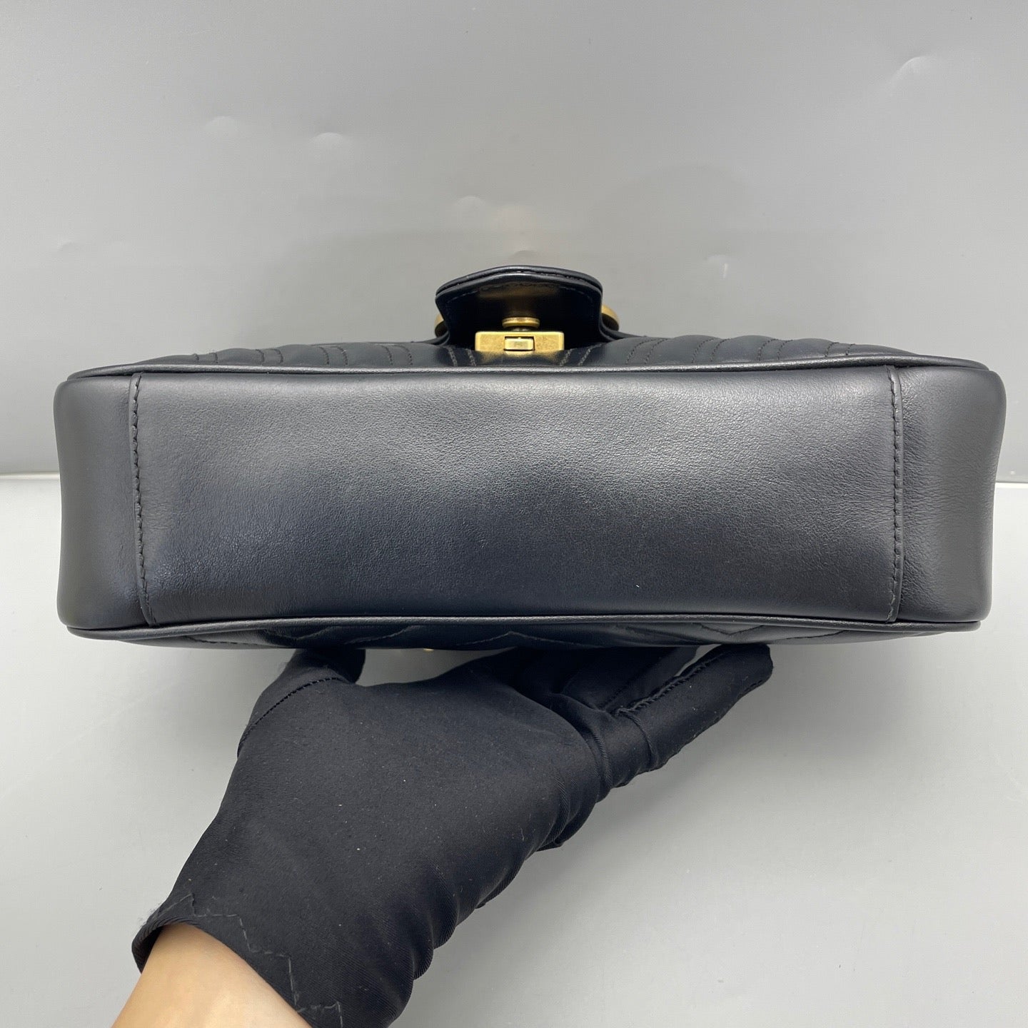Gucci - Marmont Flap Bag 26 - Leather - Black - (Medium)