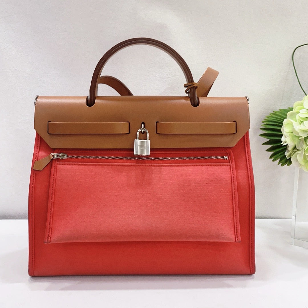 Hermès - Herbag Zip 31 - Toile H canvas with Vache Hunter leather - Red with Natural Barenia Leather - (Medium)