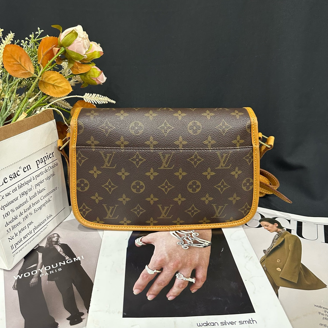 Louis Vuitton - Monogram Flap Shoulder Bag - Coated canvas, Vachetta leather - Brown - (medium)