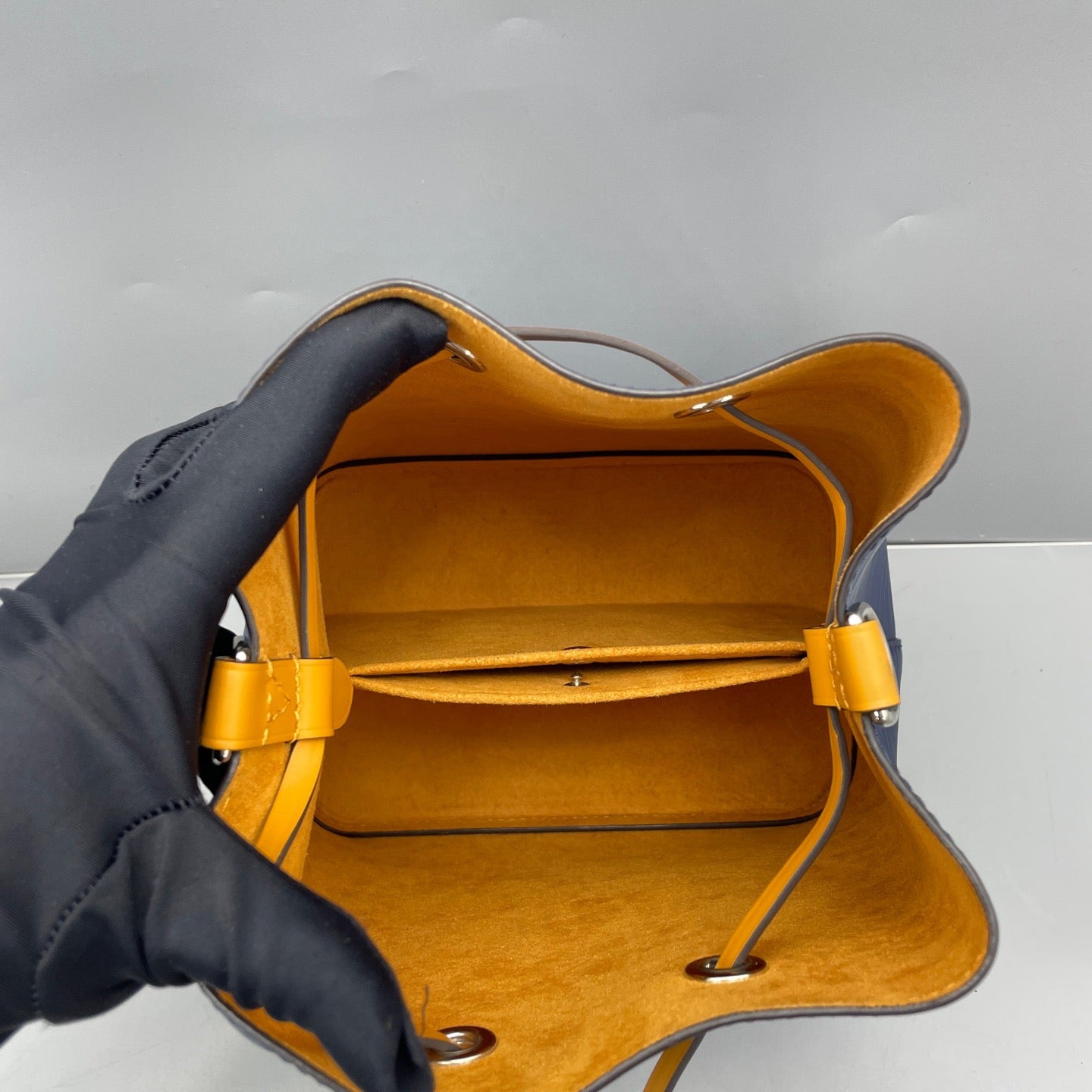 Louis Vuitton - NeoNoe BB - Epi leather - Blue - (Mini)