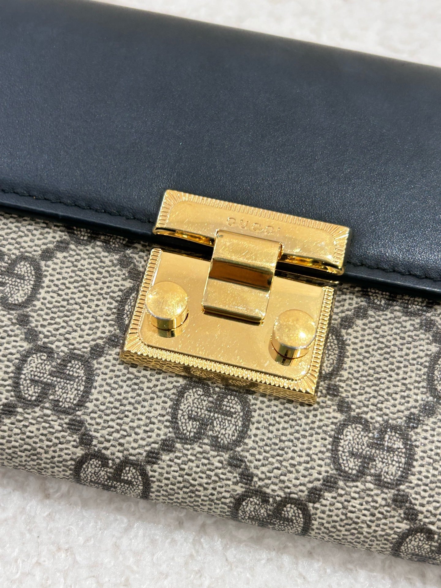 Gucci - Padlock Wallet on Chain - GG Supreme canvas with leather trim - Multicolour - (mini)