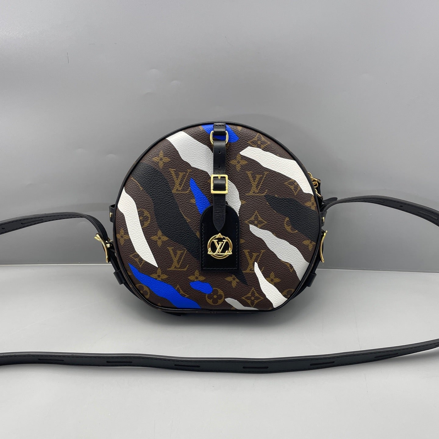 Louis Vuitton - Round Bag League of Legends True Damage Limited Edition - Monogram coated canvas and leather - Multicolour - (medium)
