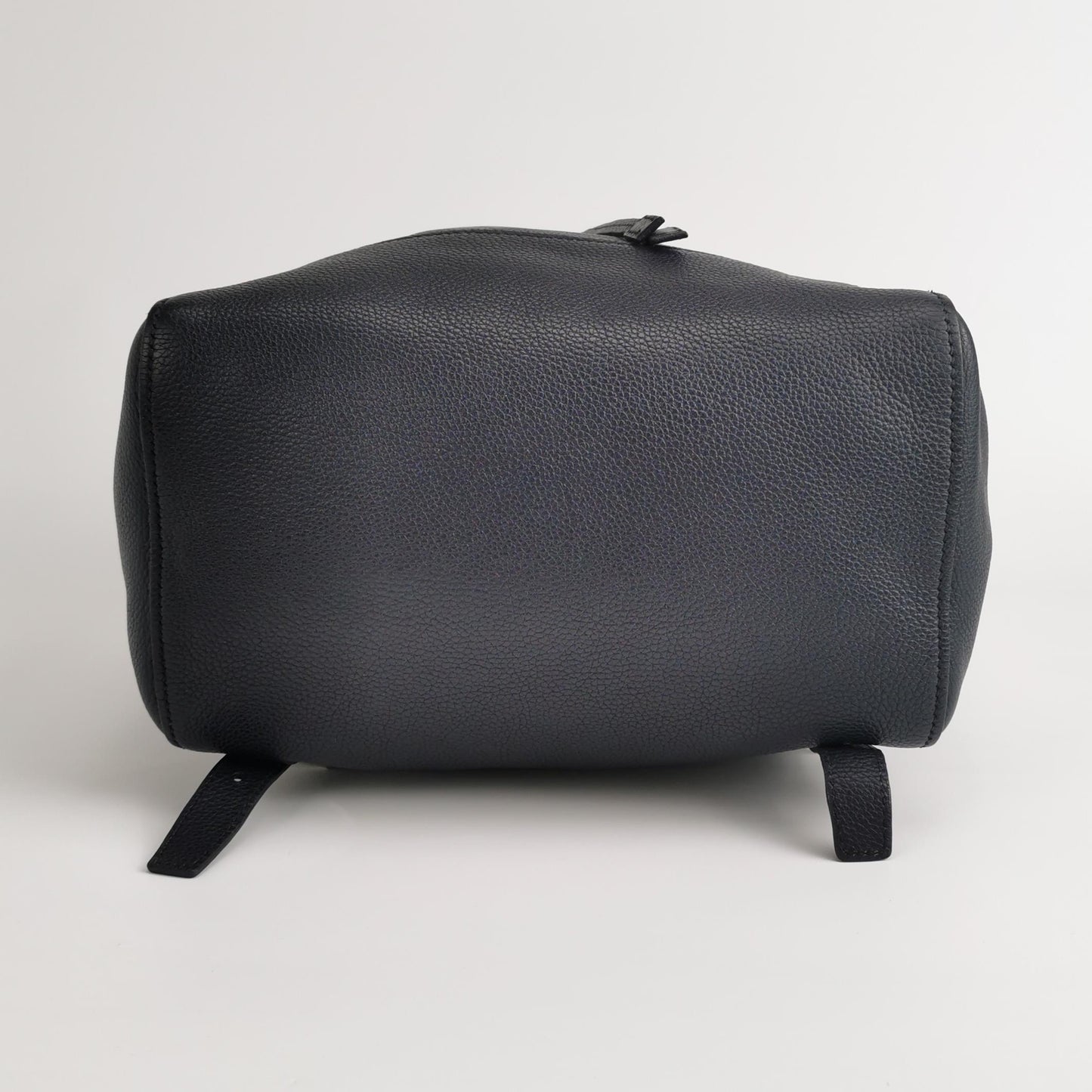 Prada - Grained Leather Drawstring Flap Backpack - Leather - Navy - (Medium)