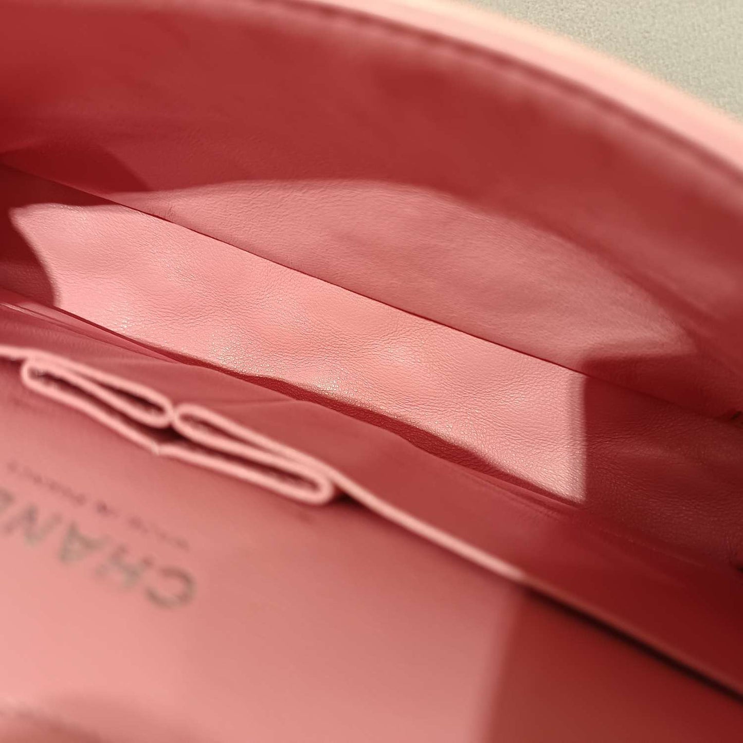 Chanel - Classic Double Flap Bag - Lambskin leather - Pink - (Medium)