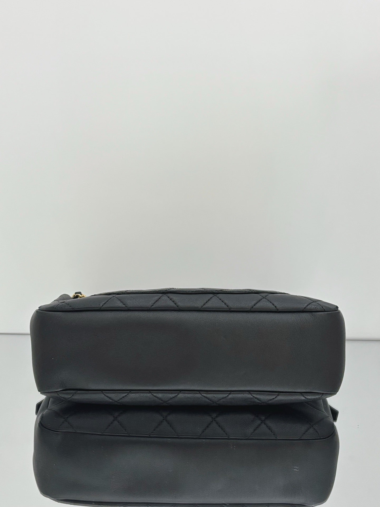 Chanel - Egypt Series Camera Bag - Lambskin leather - Black - (small)