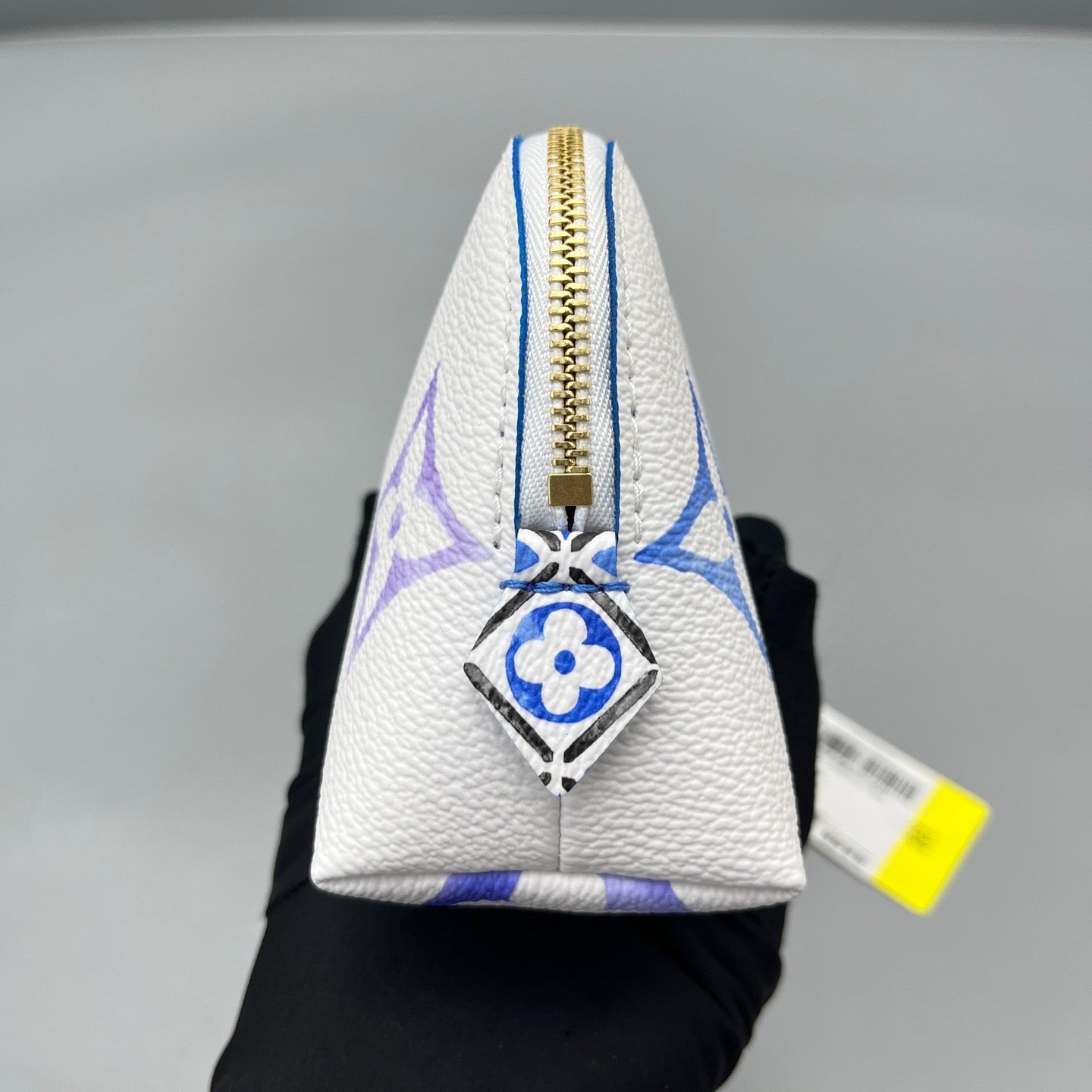 Louis Vuitton - Pochette Cosmétique Mini - Leather - White - (mini)