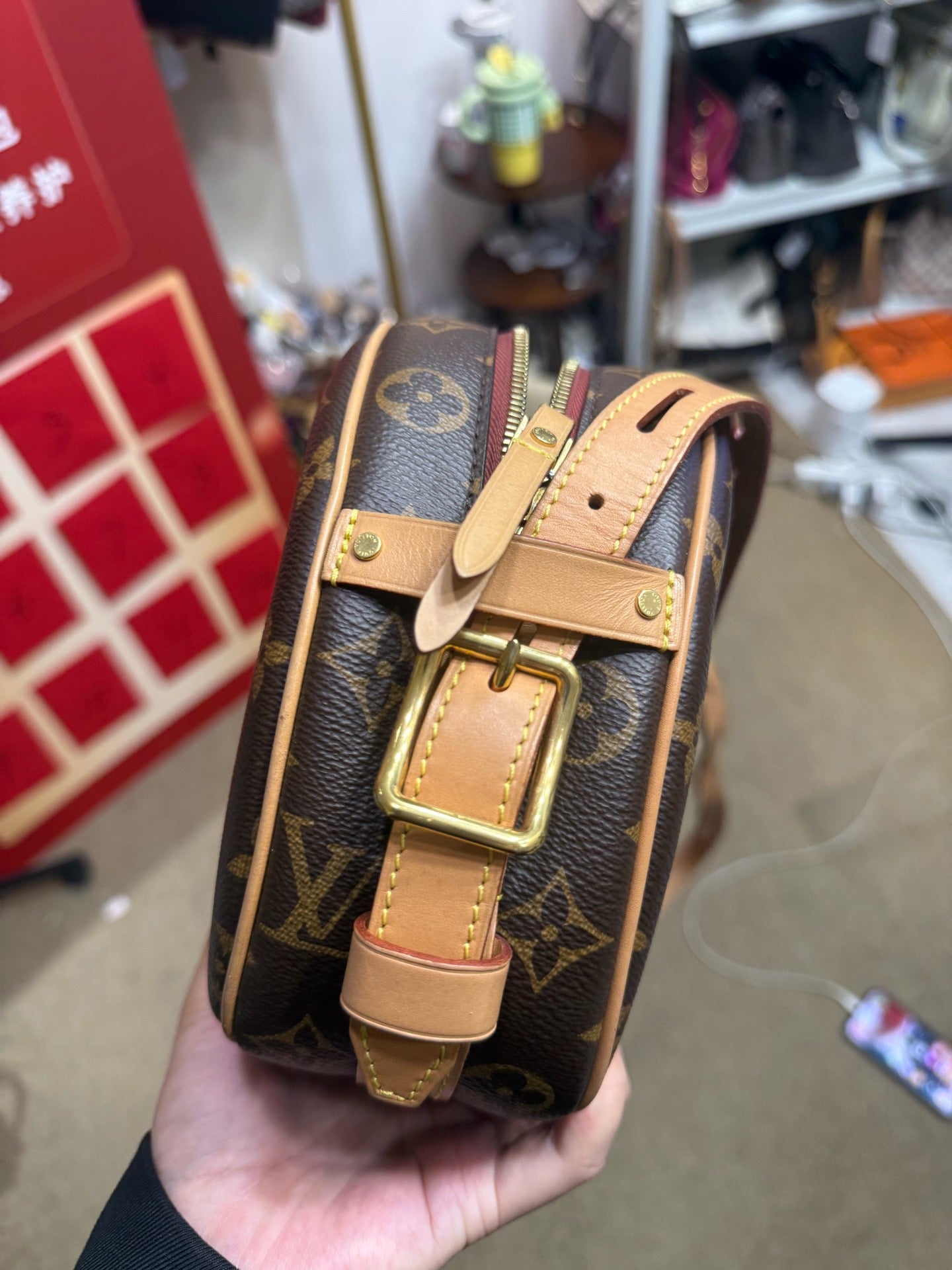 Louis Vuitton - Boite Chapeau Souple - Monogram coated canvas with Vachetta leather trim - Brown - (Small)
