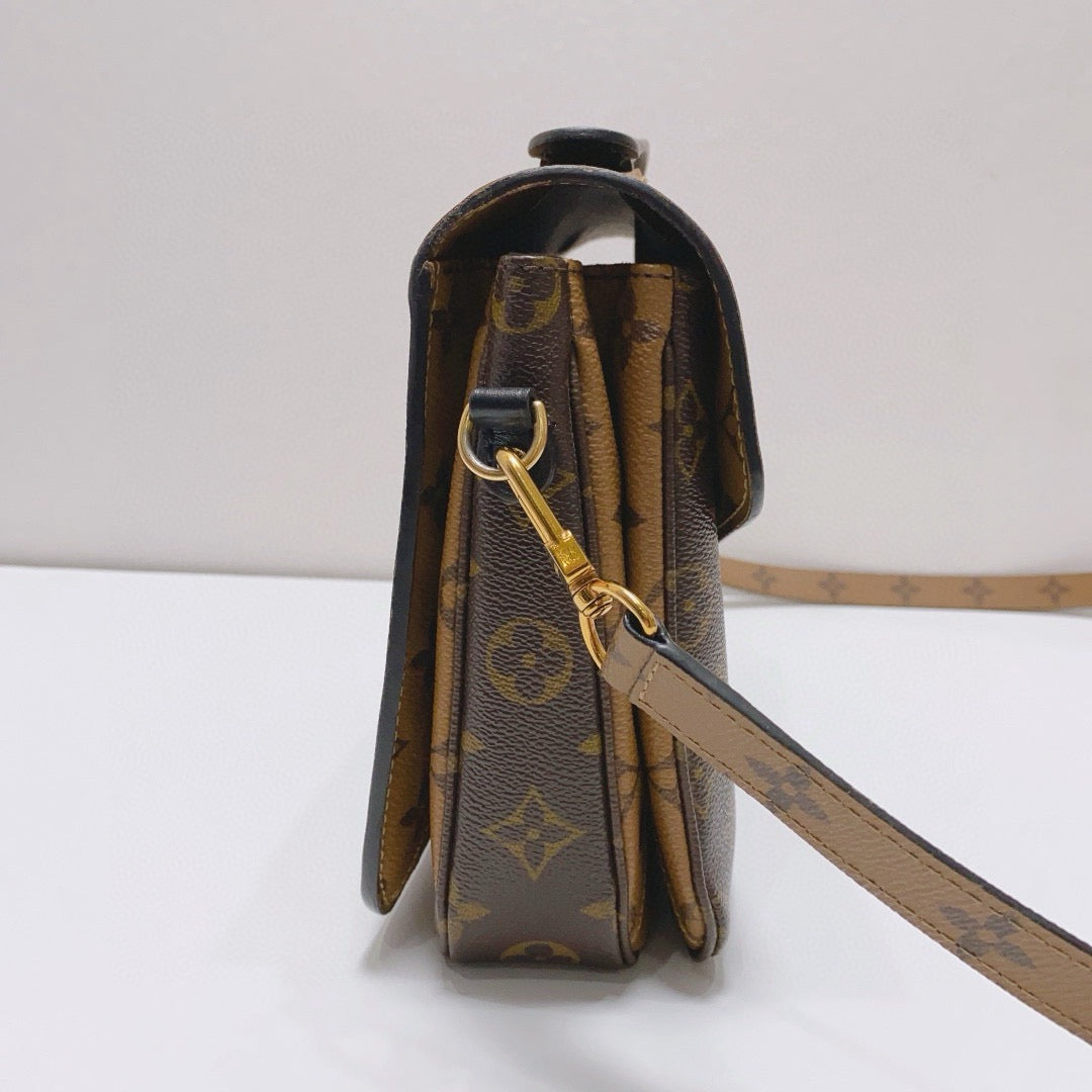 Louis Vuitton - Pochette Metis - Monogram coated canvas with leather trim - Brown - (Medium)