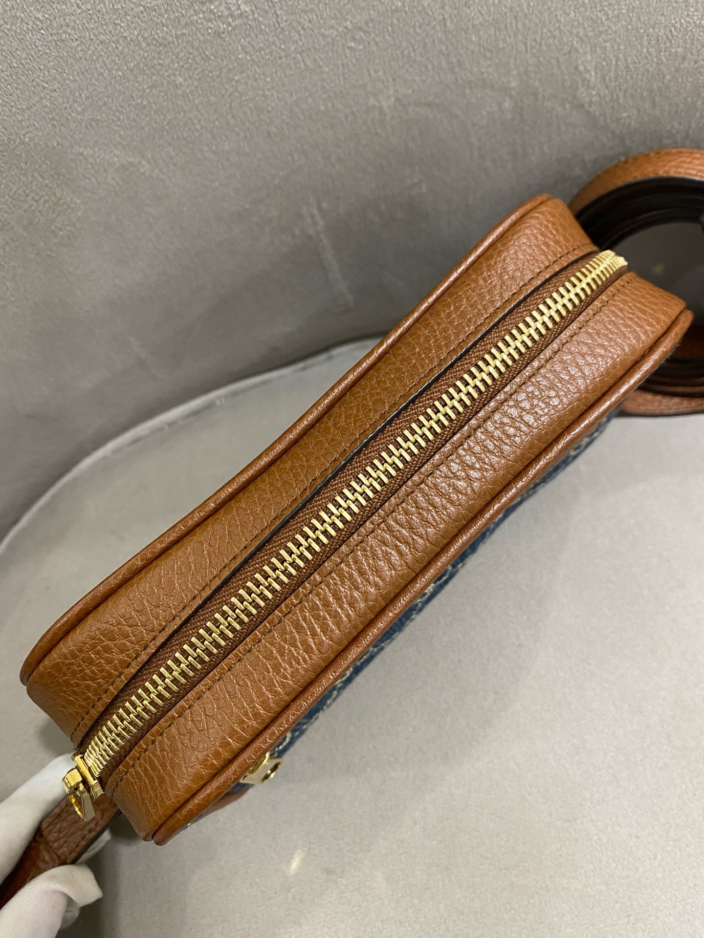 Gucci - Denim Camera Bag - Denim and Leather - Blue and Brown - (small)