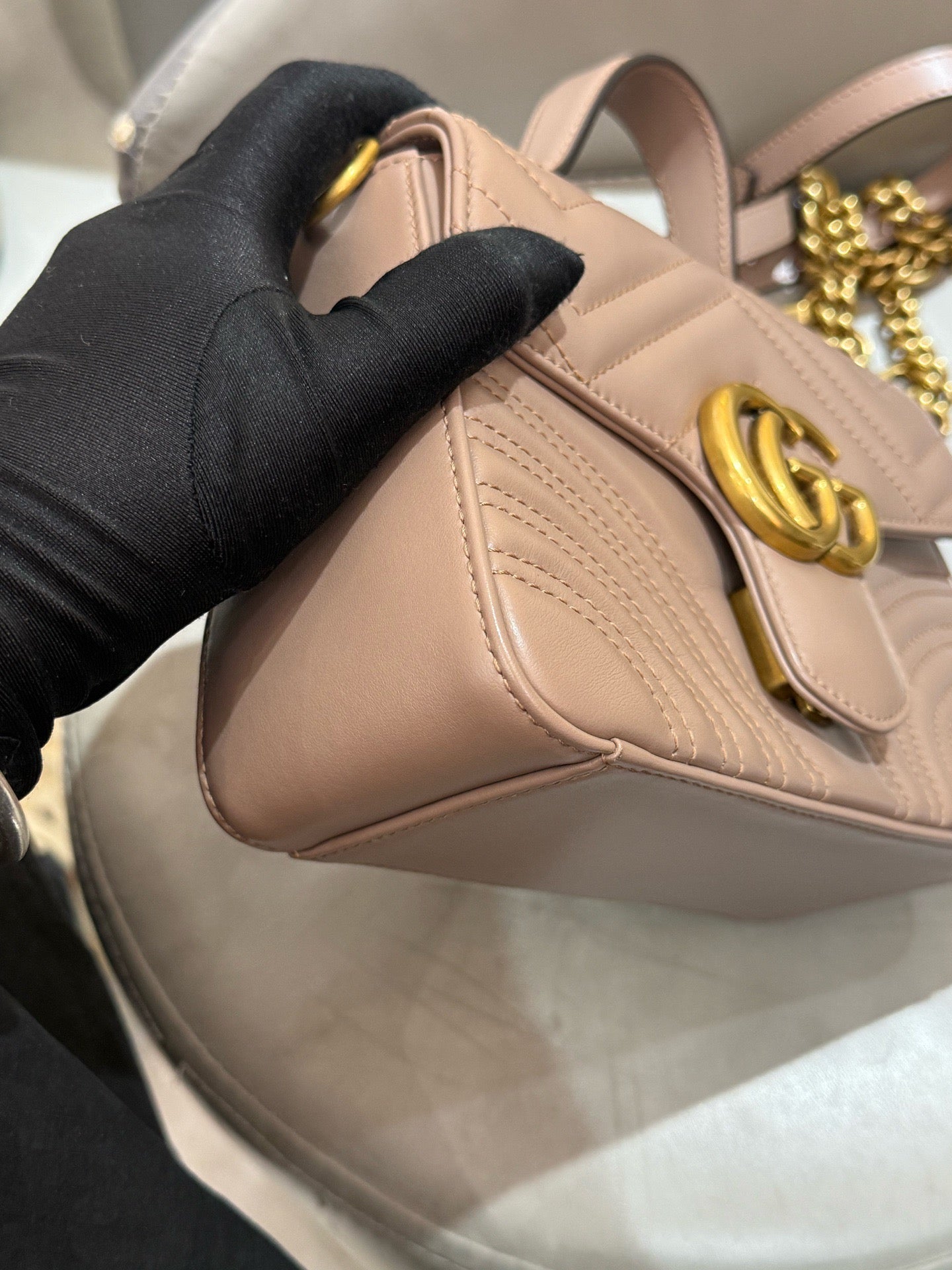 Gucci - GG Marmont Matelassé Top Handle Messenger Bag - Matelassé chevron-quilted calfskin leather - Taupe beige with Antique Gold-Tone Hardware - (mini)