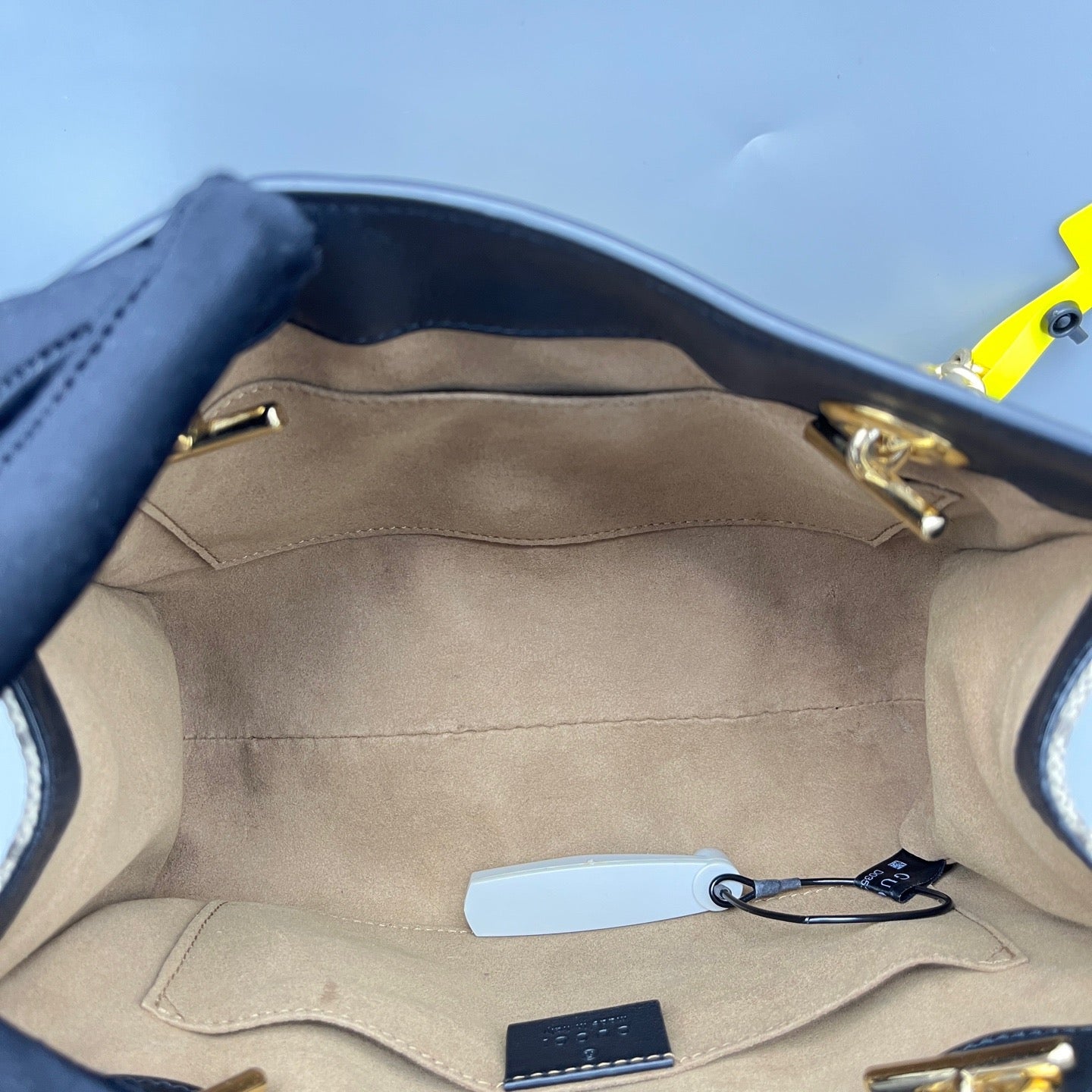 Gucci - Padlock Small Shoulder Bag - GG Supreme canvas and leather - Beige, Black, Brown, Gold - (small)