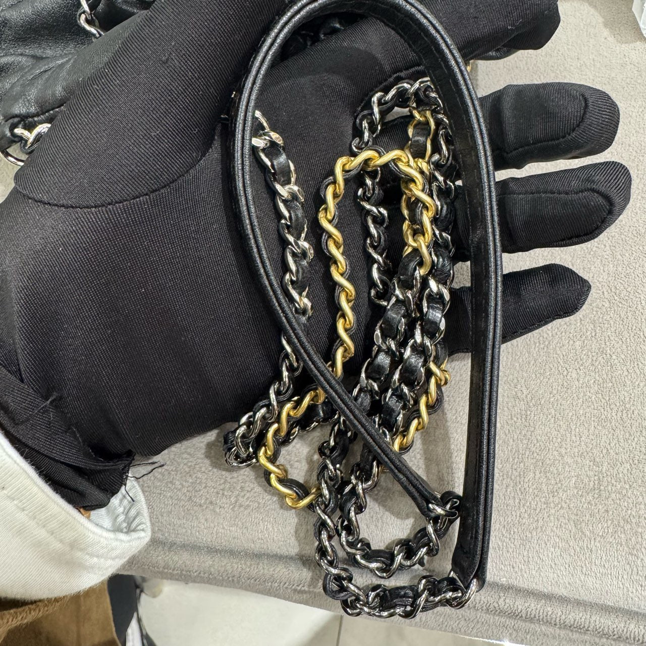 Chanel - Gabrielle Bucket Bag - Leather and Exotic leathers - Python - Black - (mini)