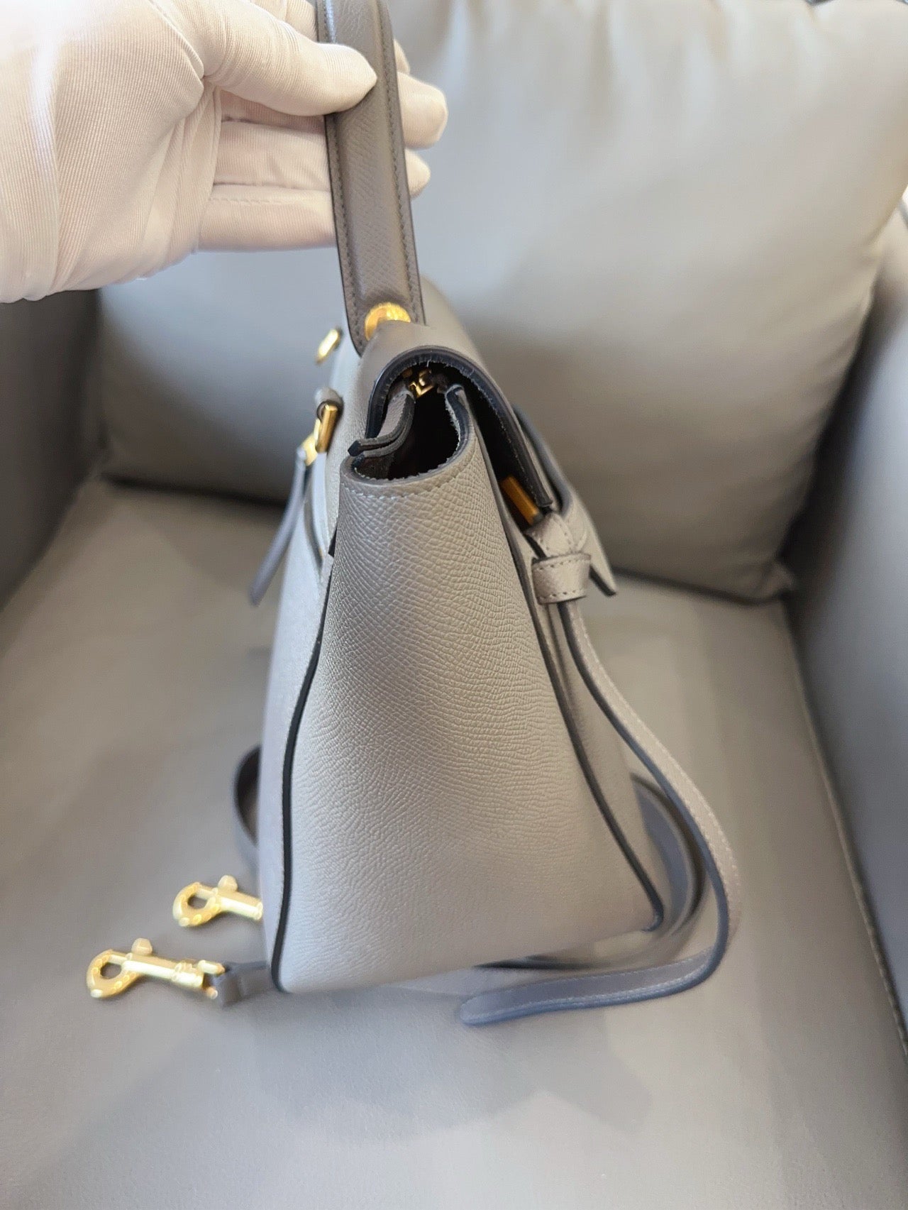 Celine - Belt Bag (Micro) - Grained calfskin leather - Grey - (Micro)