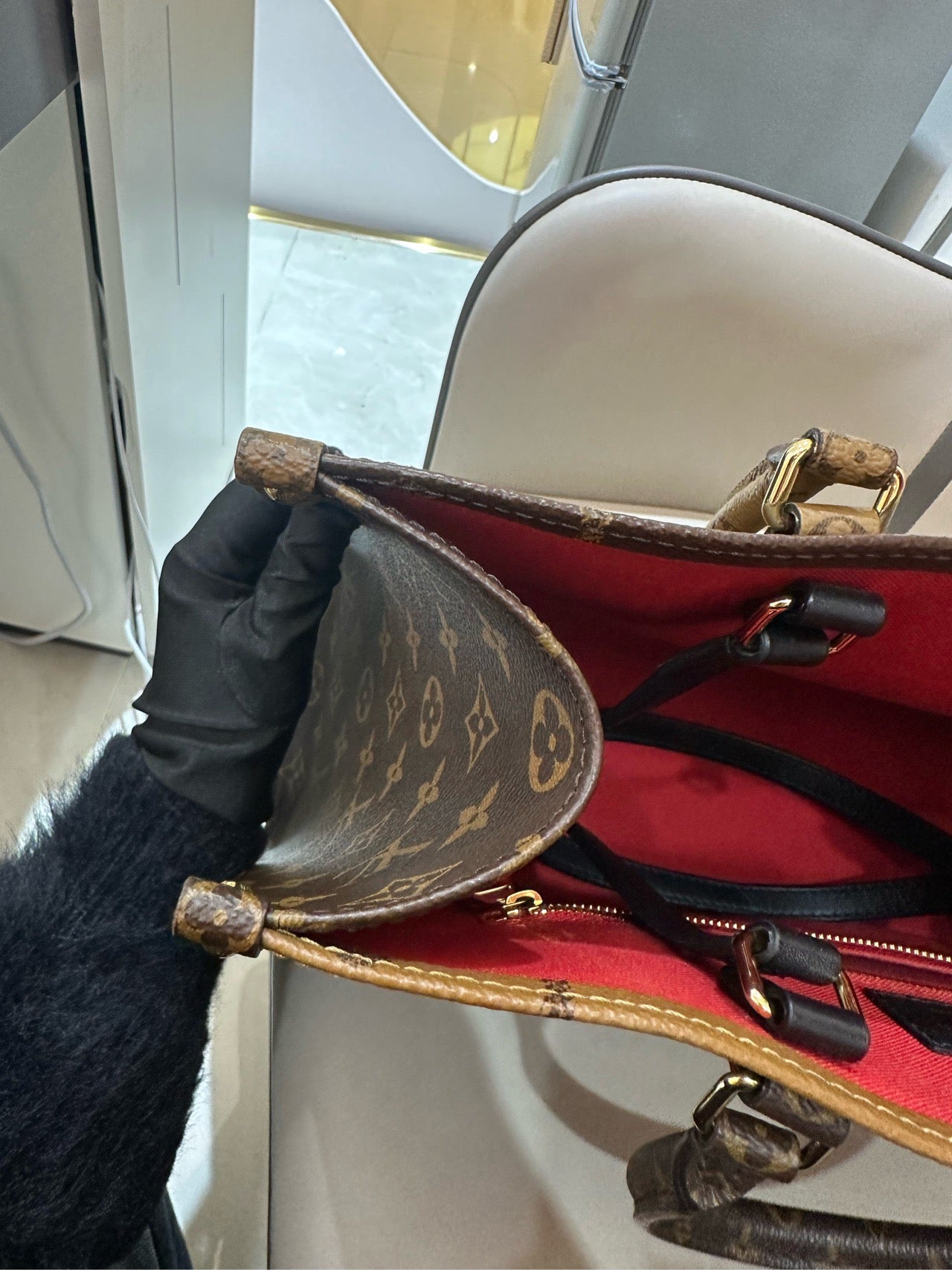 Louis Vuitton - ONTHEGO MM - Monogram Giant coated canvas with leather trim - Brown - (medium)