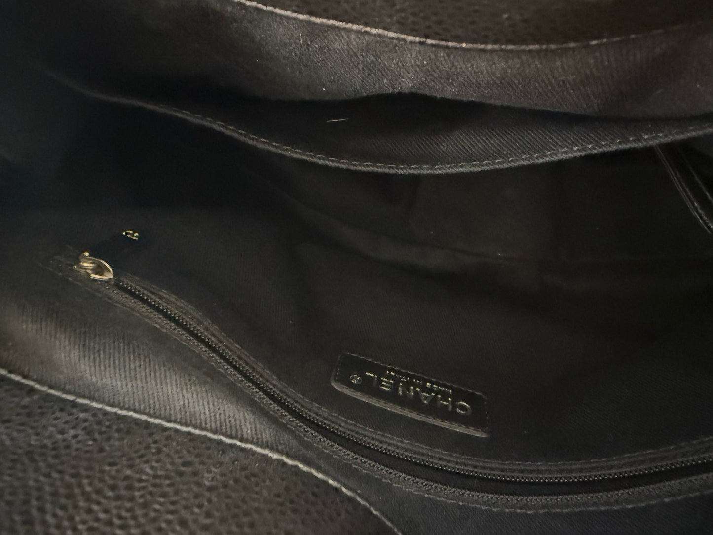 Chanel - Quilted Large CC Tote Shoulder Bag - Caviar leather - Black - (large)