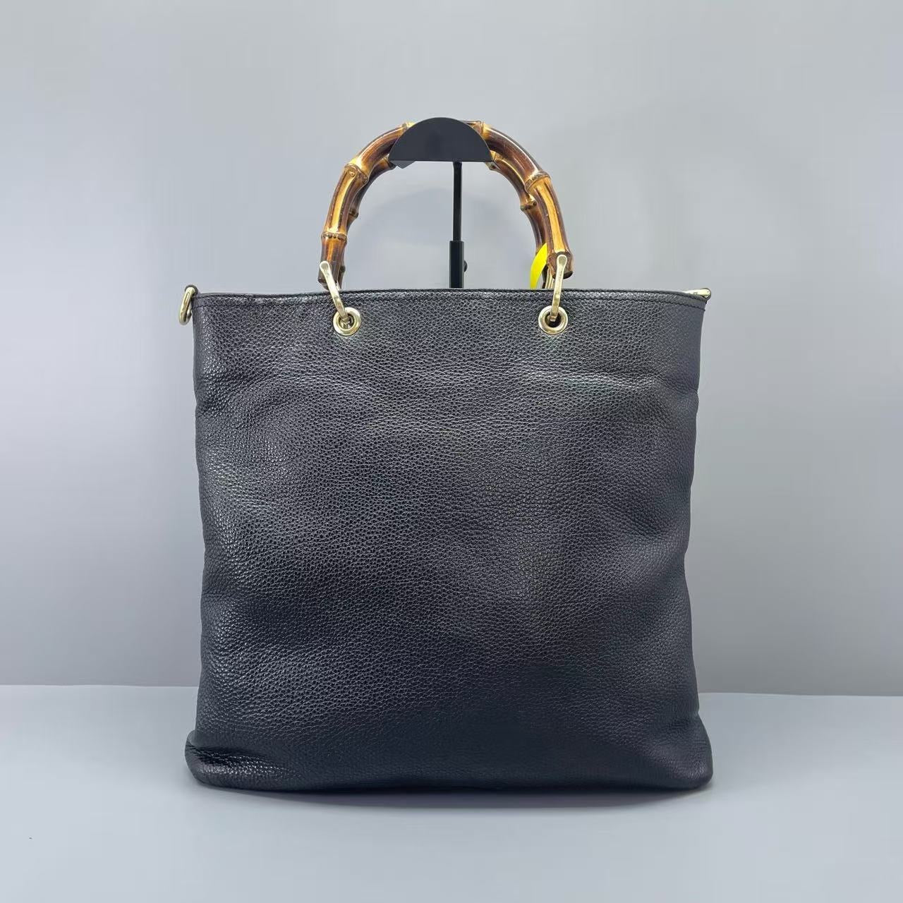 Gucci - Bamboo Handle Tote - Grained leather - Black - (Medium)