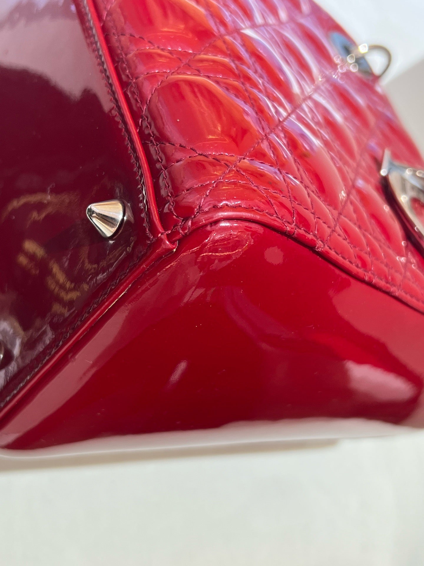 Dior - Lady Dior 5-Grids - Patent leather - Red - (Medium)
