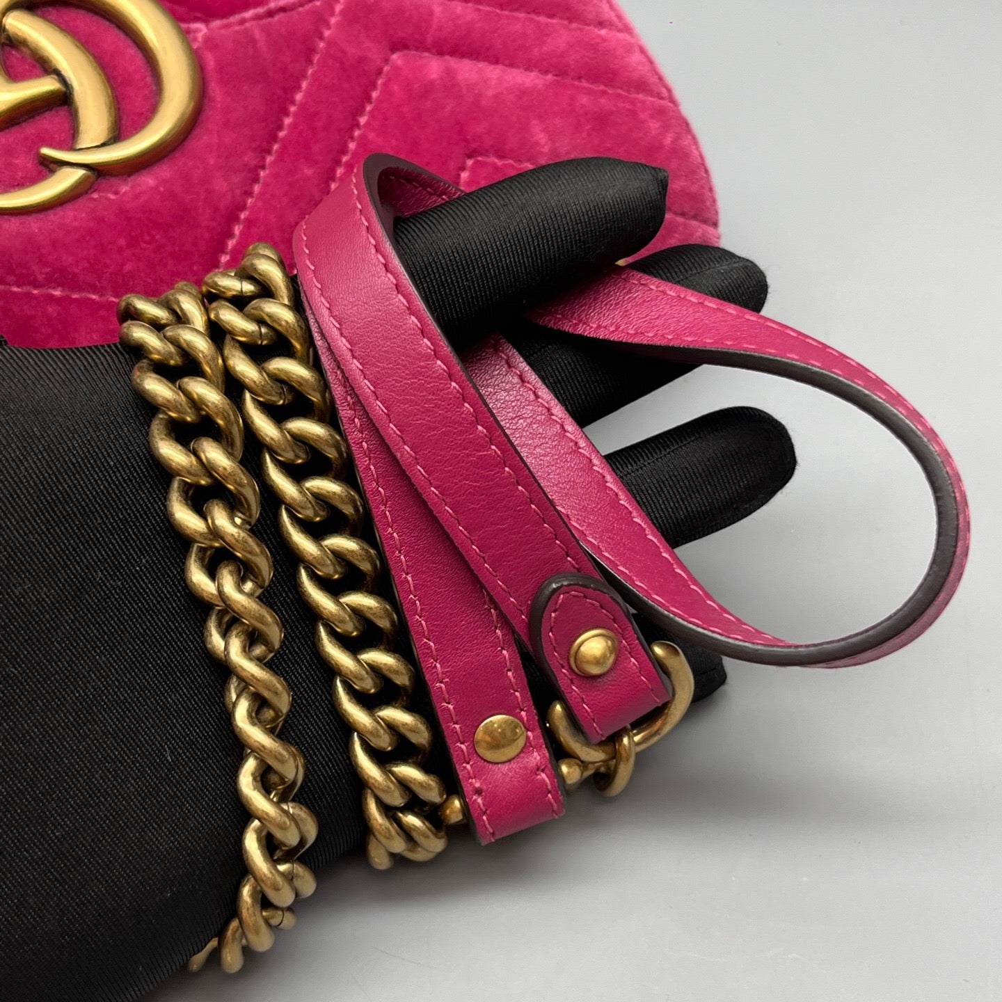 Gucci - GG Marmont Matelassé Small Chain Shoulder Bag - Velvet - Pink - (Small)