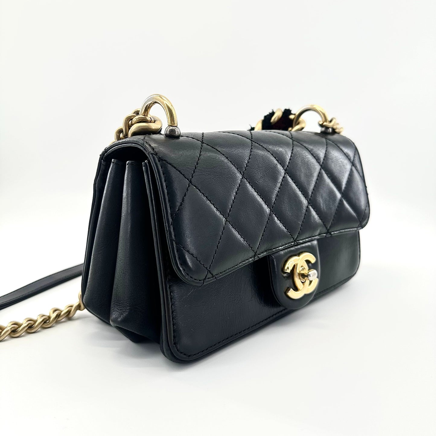 Chanel - Accordion Flap Bag - Leather - Black - (mini)