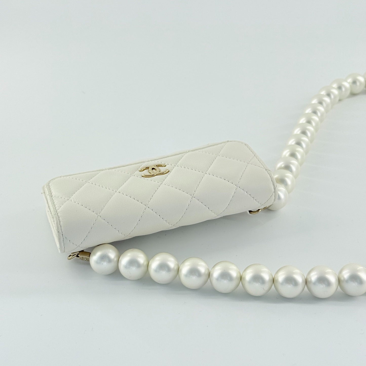Chanel - Pearl Chain Mini Bag - Calfskin leather - White - (mini)
