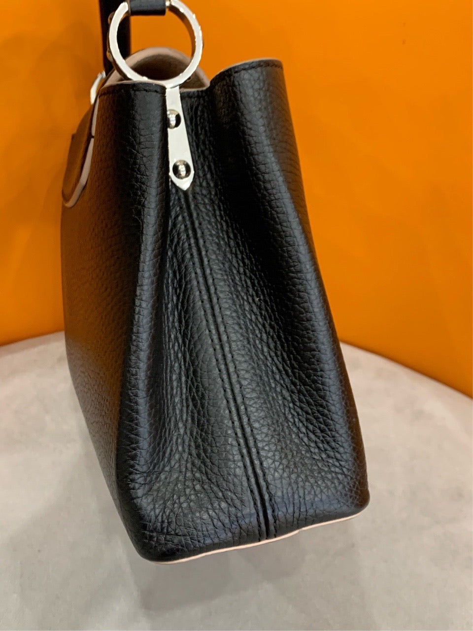 Louis Vuitton - Capucines BB - Leather - Black - (small)