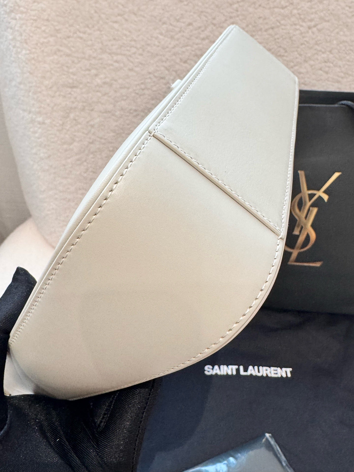 Saint Laurent - LE 5 À 7 Hobo Bag - Leather - White - (mini)