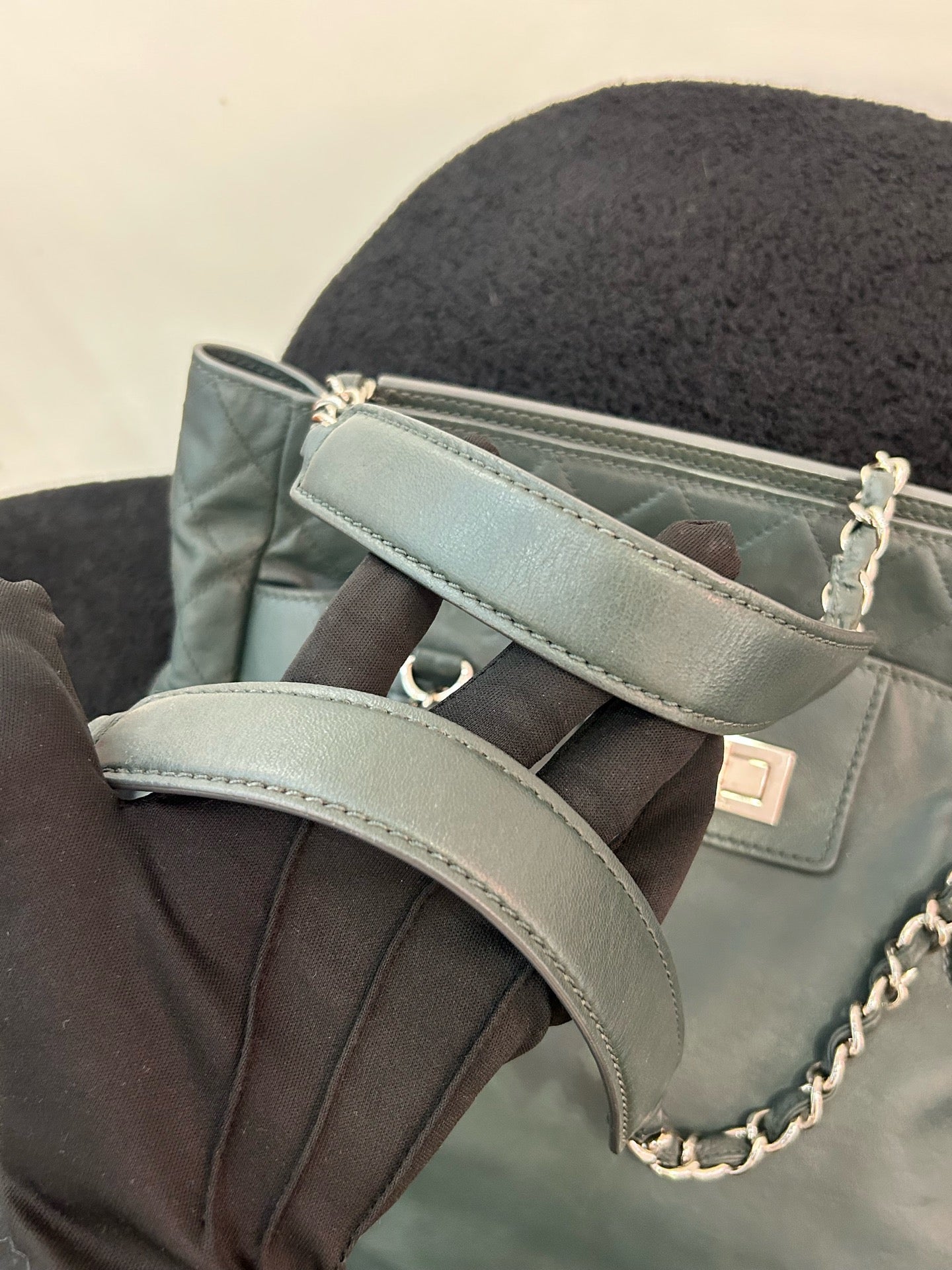 Chanel - 2.55 Large Tote - Calfskin leather - Green - (large)