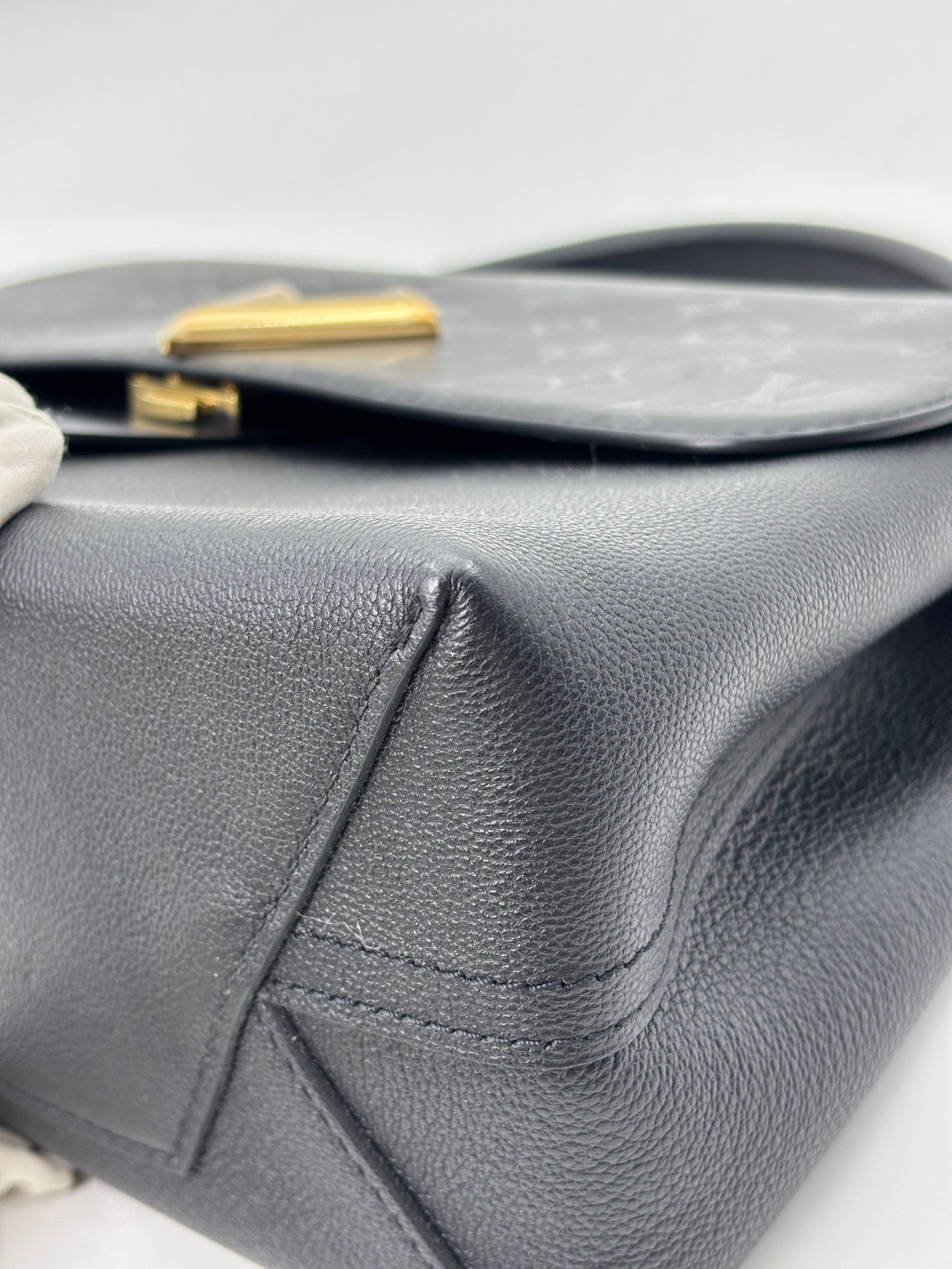 Louis Vuitton - VERY ONE HANDLE - Leather - Black - (medium)