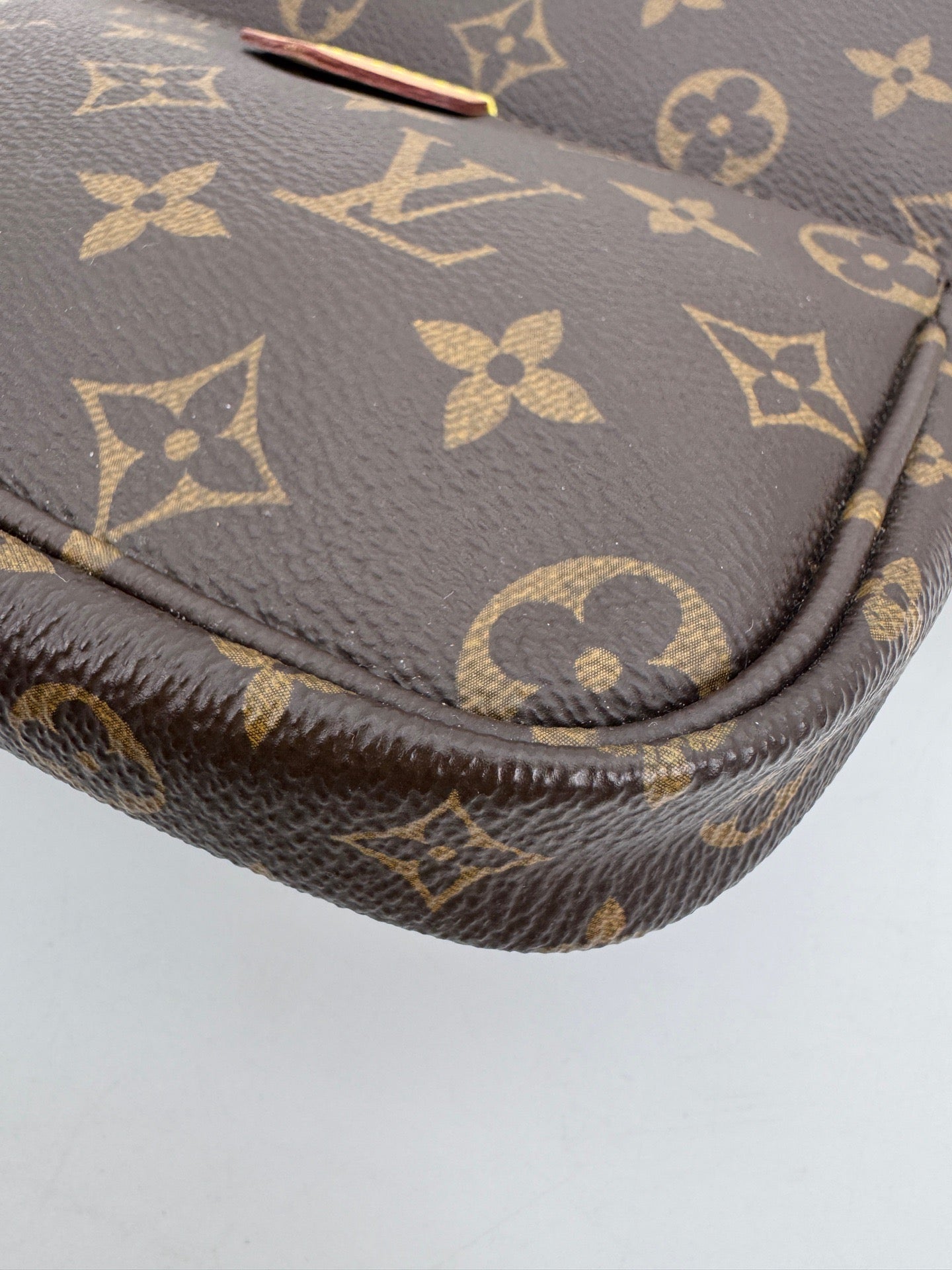 Louis Vuitton - Multi Pochette Accessoires - Coated canvas with leather trim - Brown - (medium)