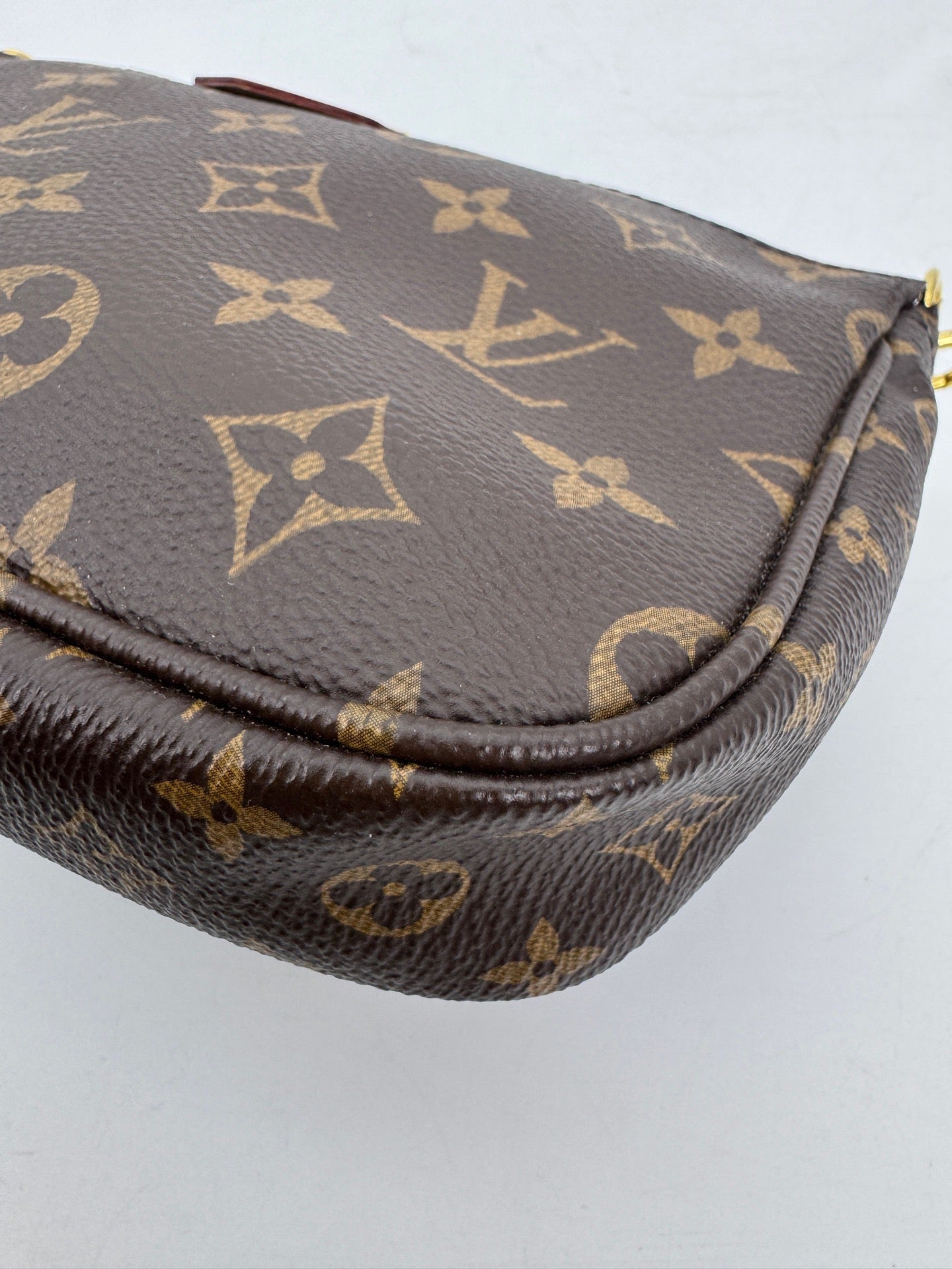 Louis Vuitton - Multi Pochette Accessoires - Coated canvas with leather trim - Brown - (medium)