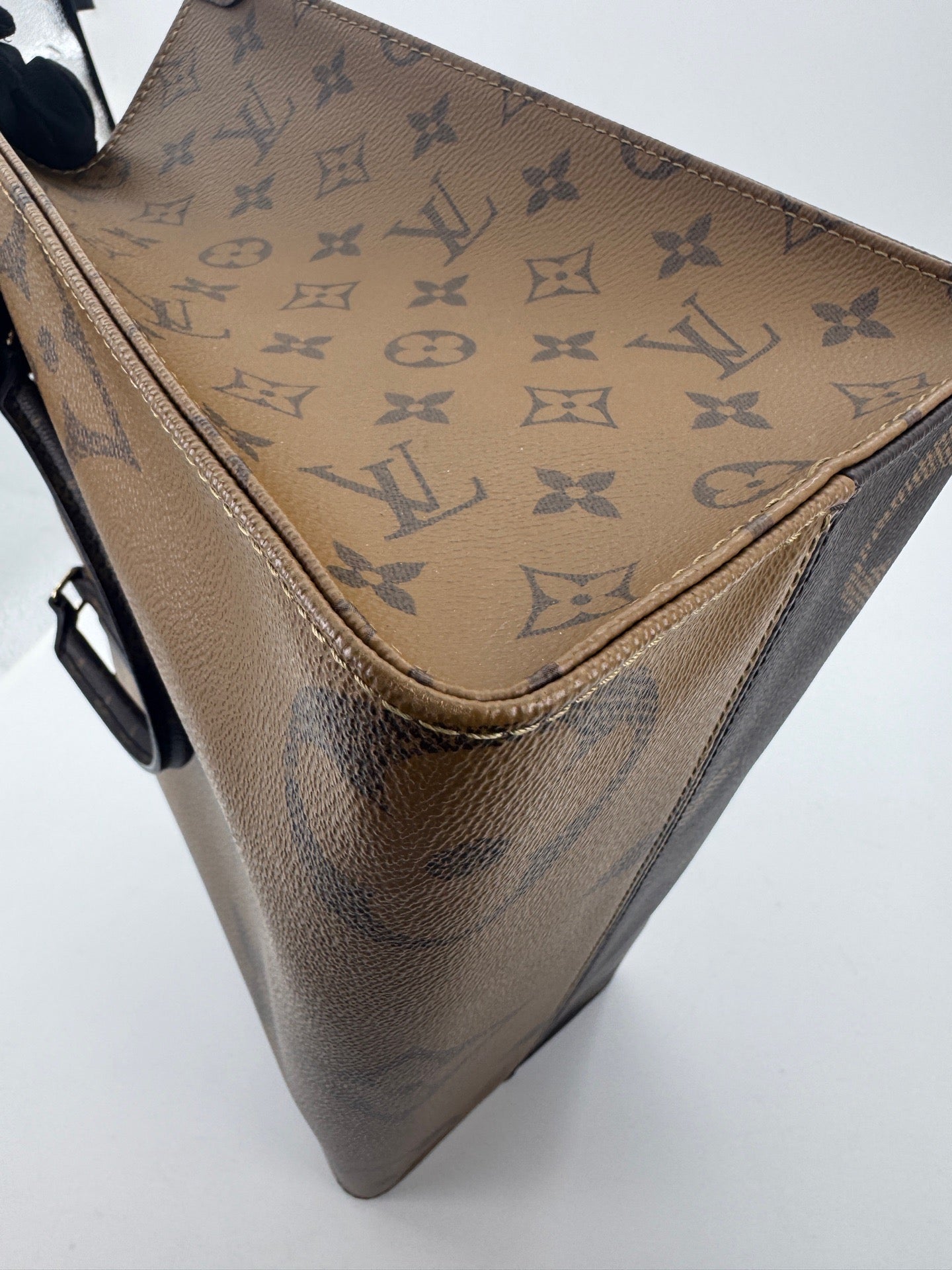 Louis Vuitton - Onthego MM - Monogram Giant coated canvas with leather trim - Brown and Caramel color-block - (Medium)