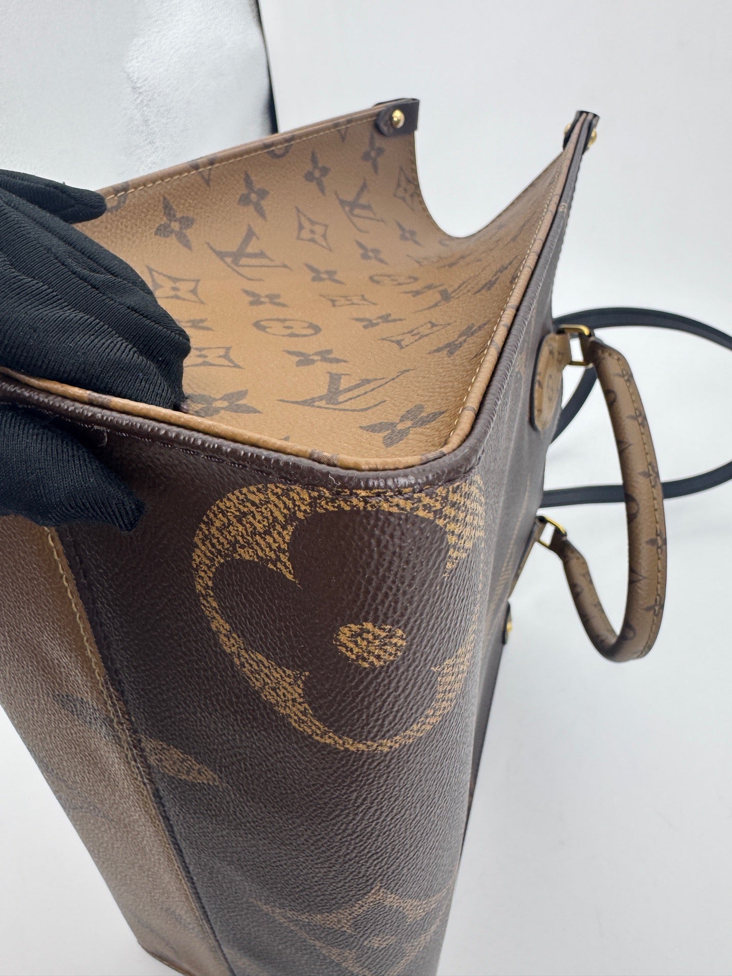 Louis Vuitton - Onthego MM - Monogram Giant coated canvas with leather trim - Brown and Caramel color-block - (Medium)