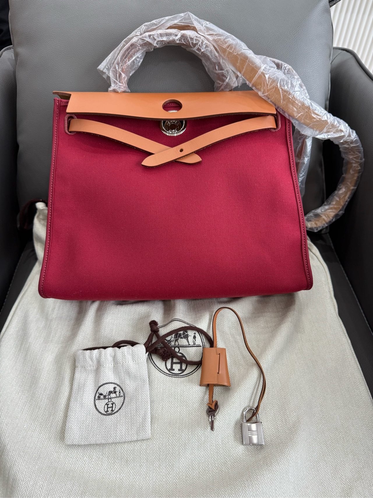 Hermès - Herbag 31 - Toile Officier canvas with Vachetta leather trim - Rouge H (Red) with Natural (Tan) leather and Palladium-plated hardware - (medium)