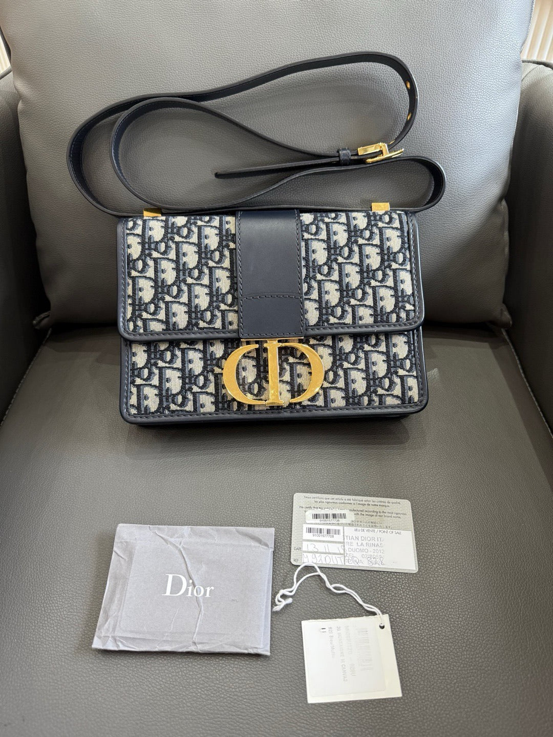 Dior - 30 Montaigne - Dior Oblique jacquard canvas with calfskin leather trim - Navy - (small)
