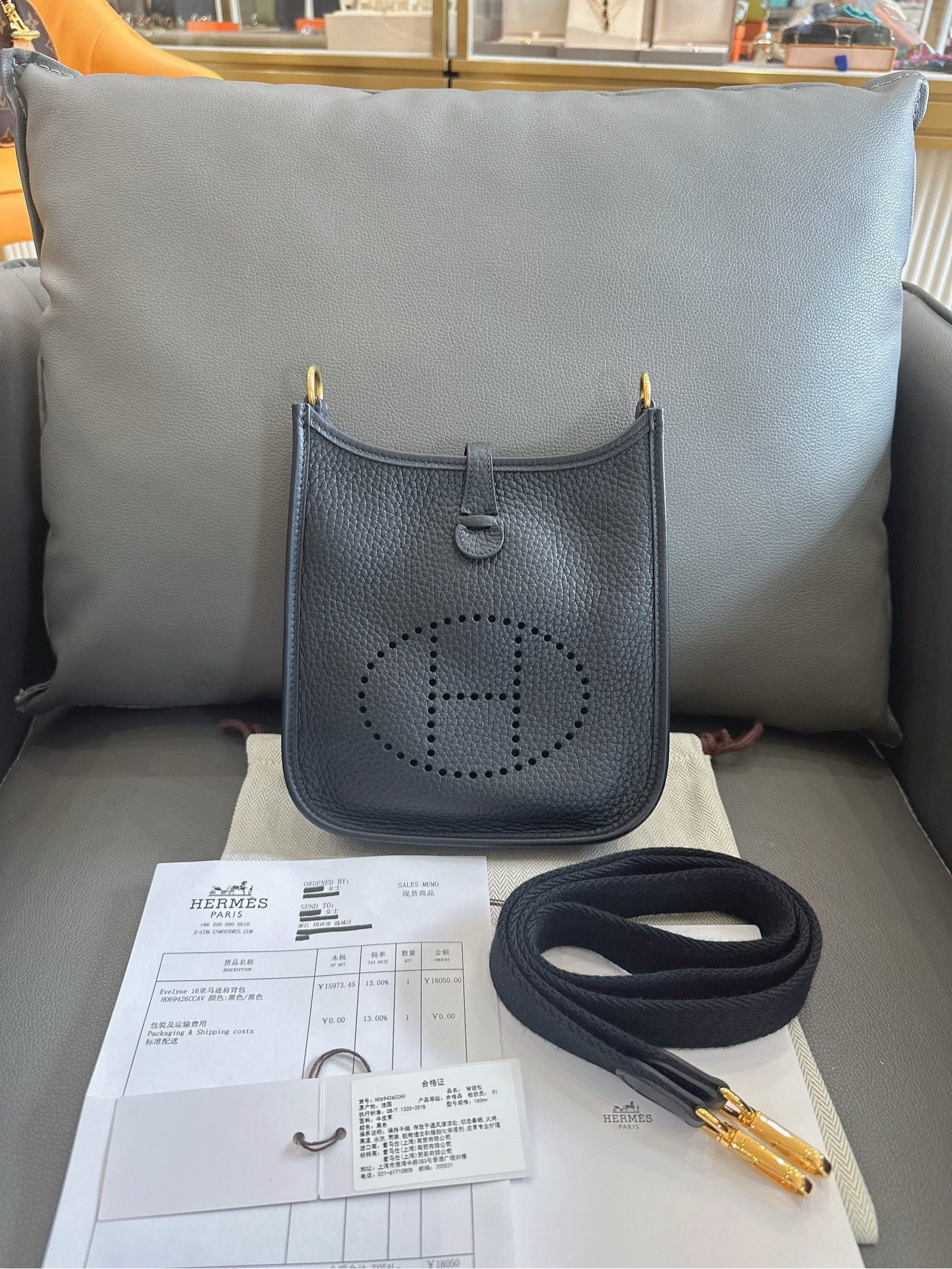 Hermès - Evelyne Mini 19 - Clemence leather - Black with Gold-Tone Hardware - (mini)