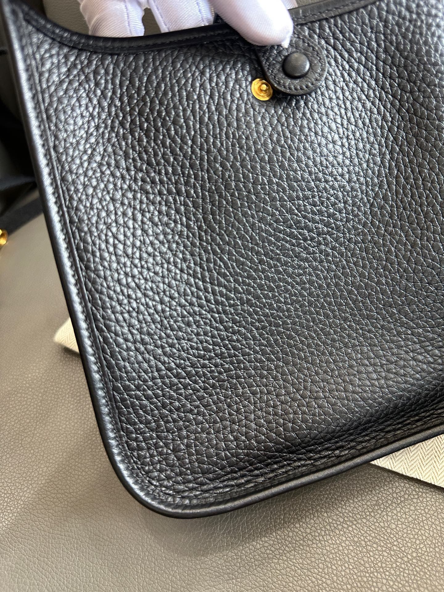 Hermès - Evelyne Mini 19 - Clemence leather - Black with Gold-Tone Hardware - (mini)